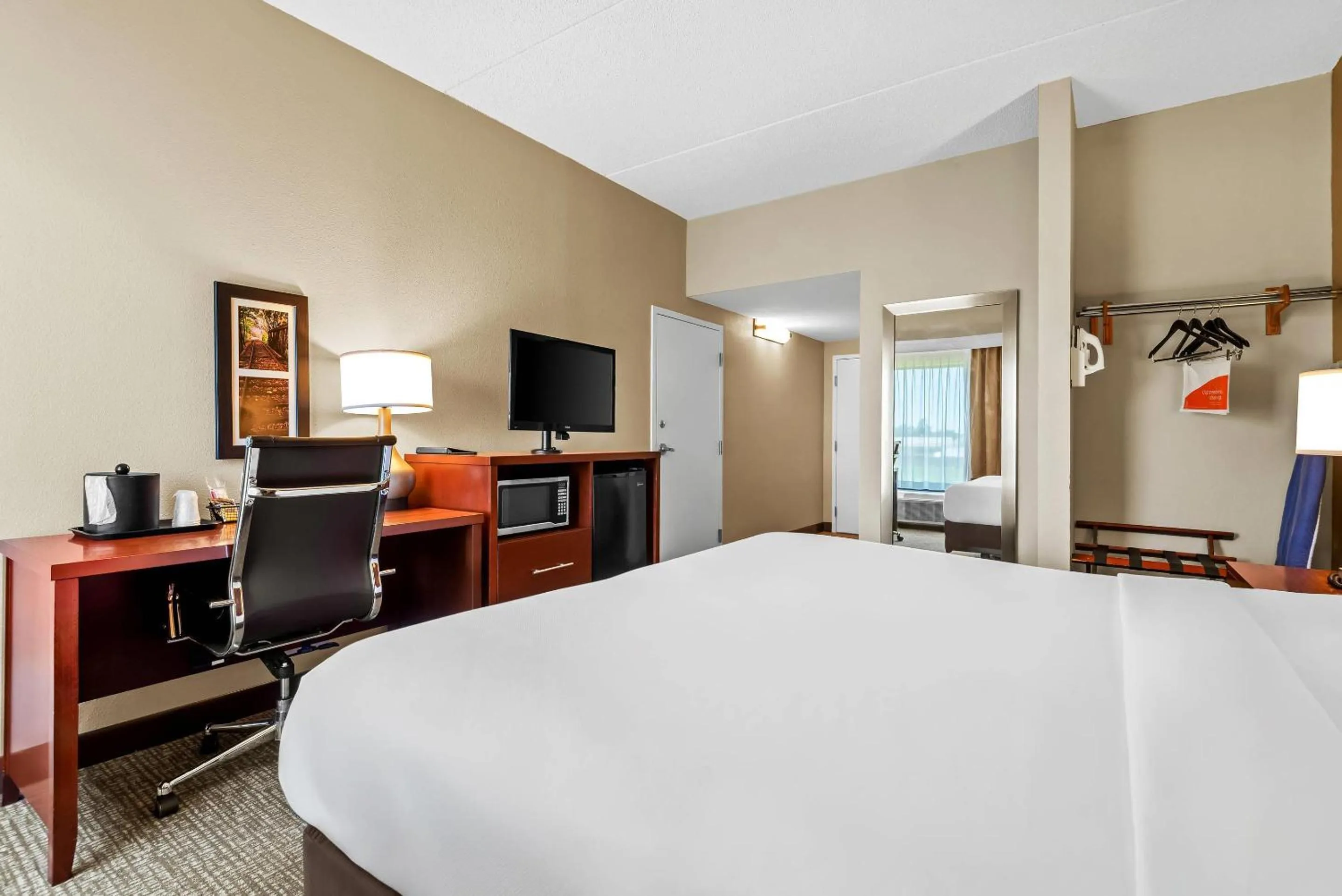 Bedroom, Bed in Comfort Inn Chambersburg North