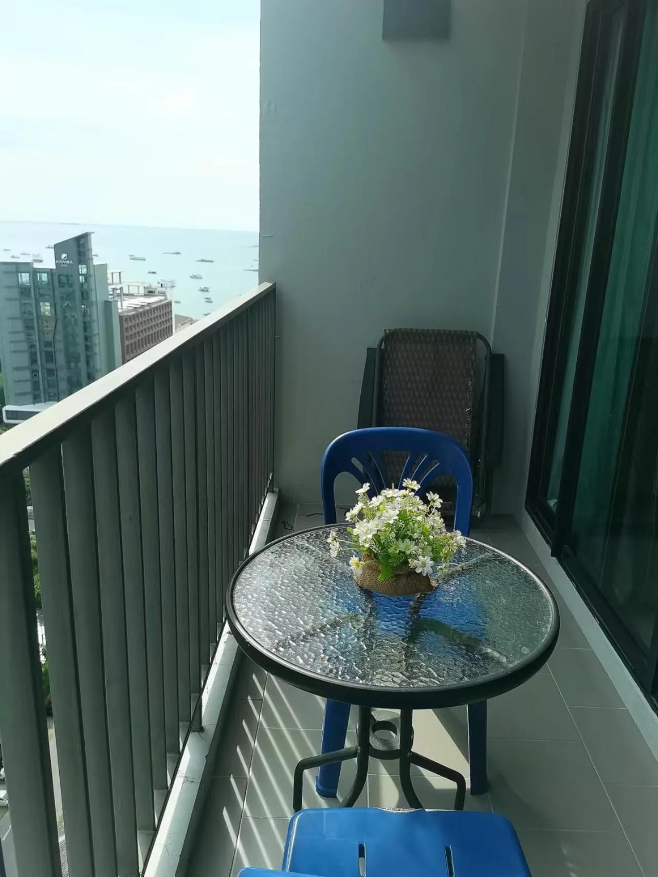 Balcony/Terrace in LLX Apartments at The Base condo