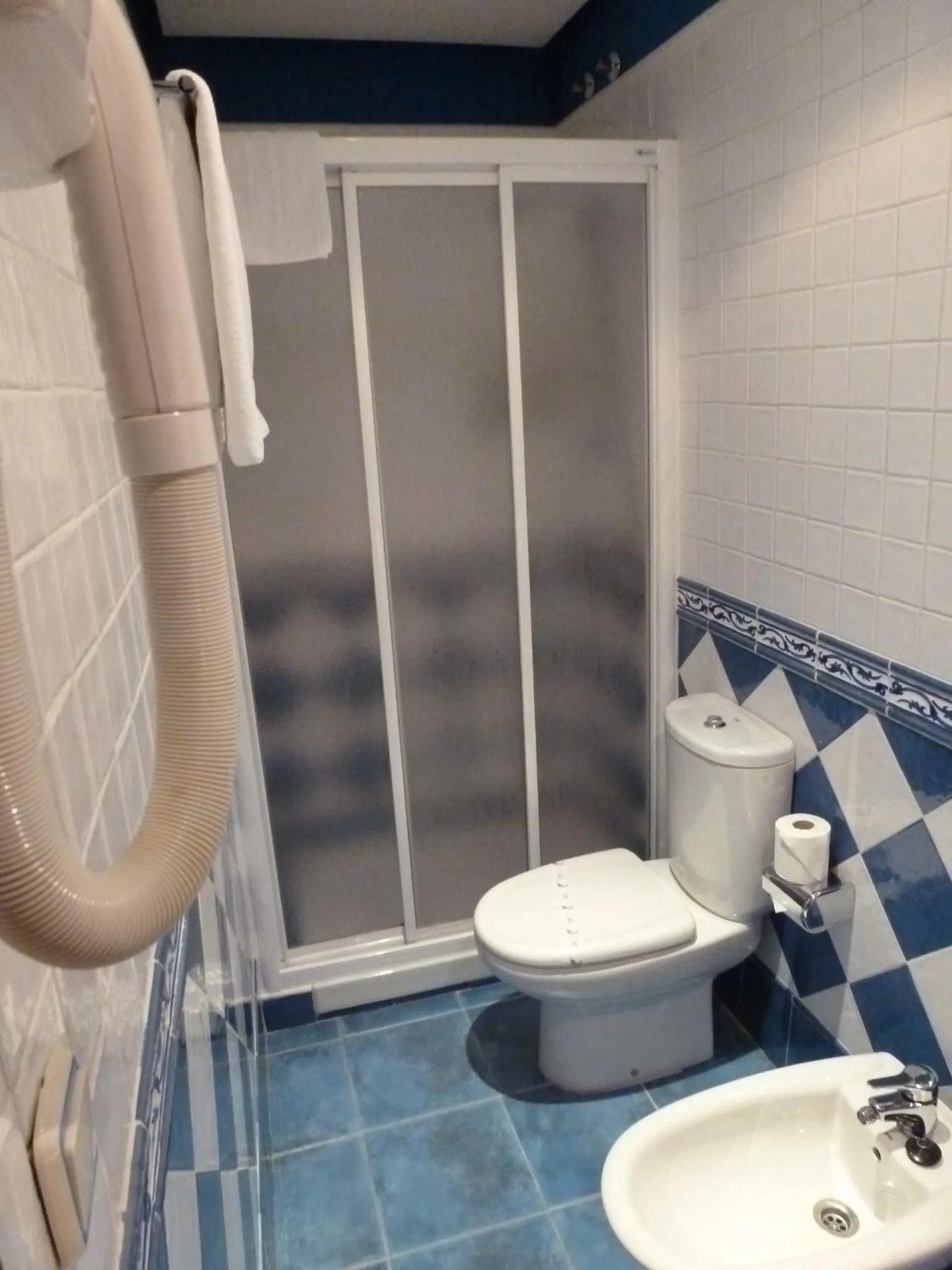 Shower in Hosteria Sara by gaiarooms