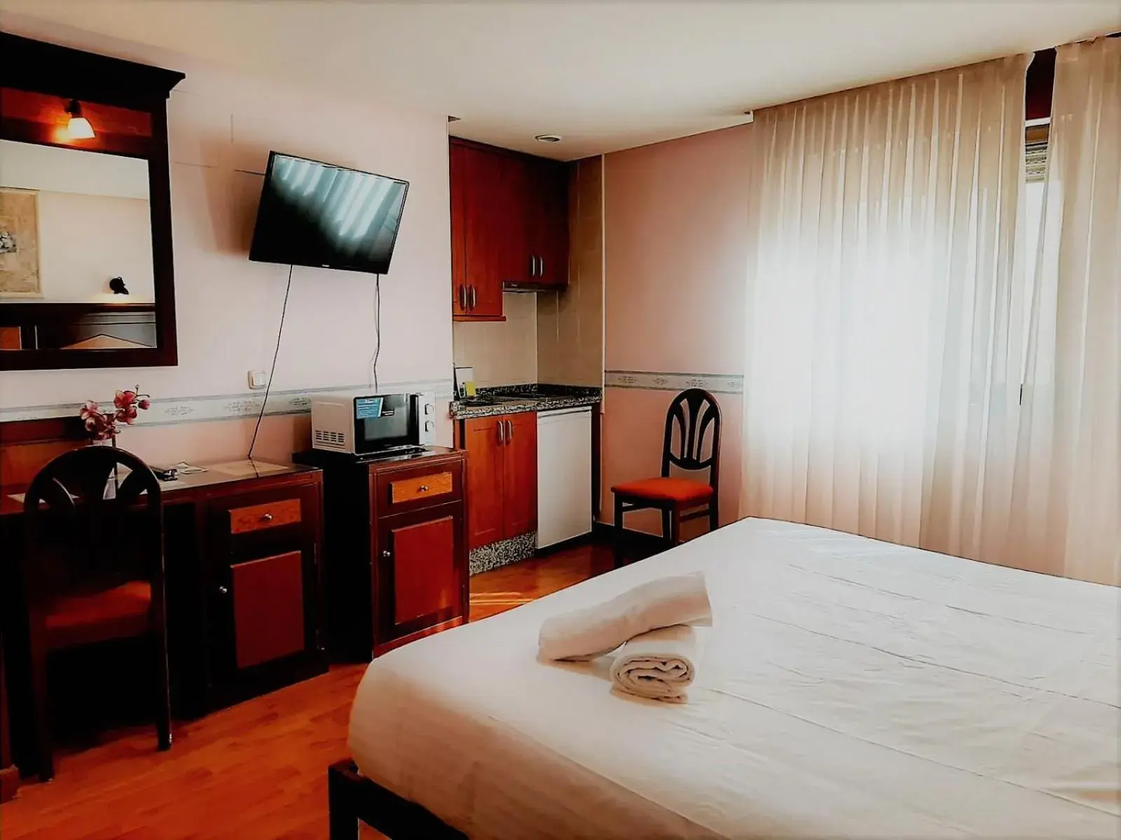 Superior Double Room in Hosteria Sara by gaiarooms Superior Double Room in Hosteria Sara by gaiarooms