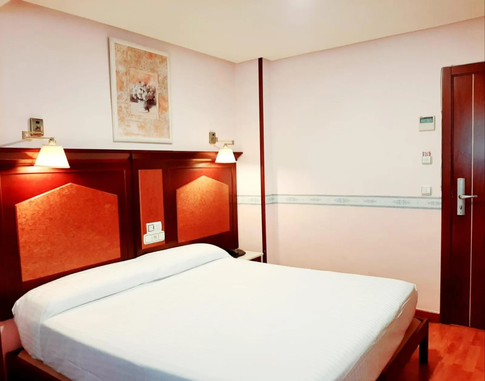 Bed in Hosteria Sara by gaiarooms