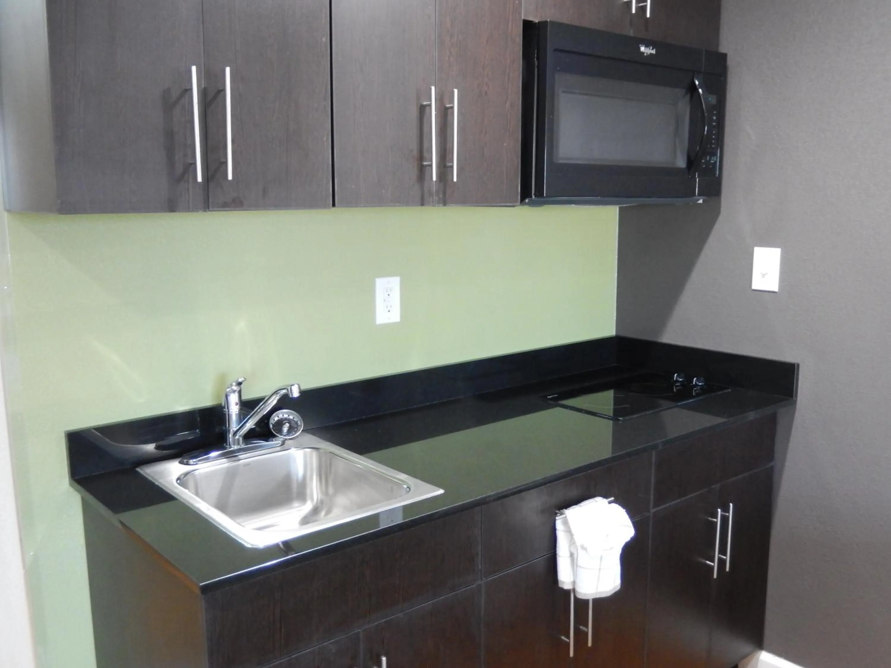 Kitchen or kitchenette in Studio 6-Plano, TX