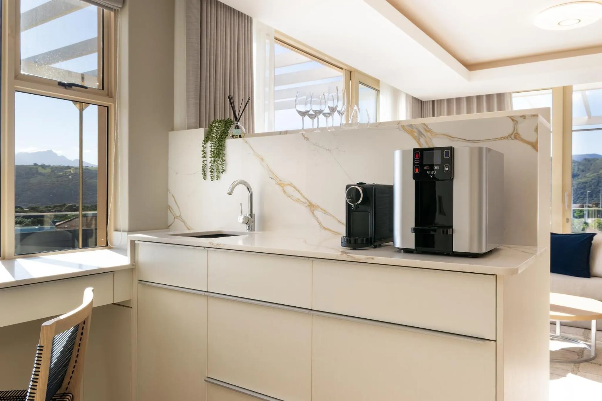 Kitchen or kitchenette in Views Boutique Hotel & Spa