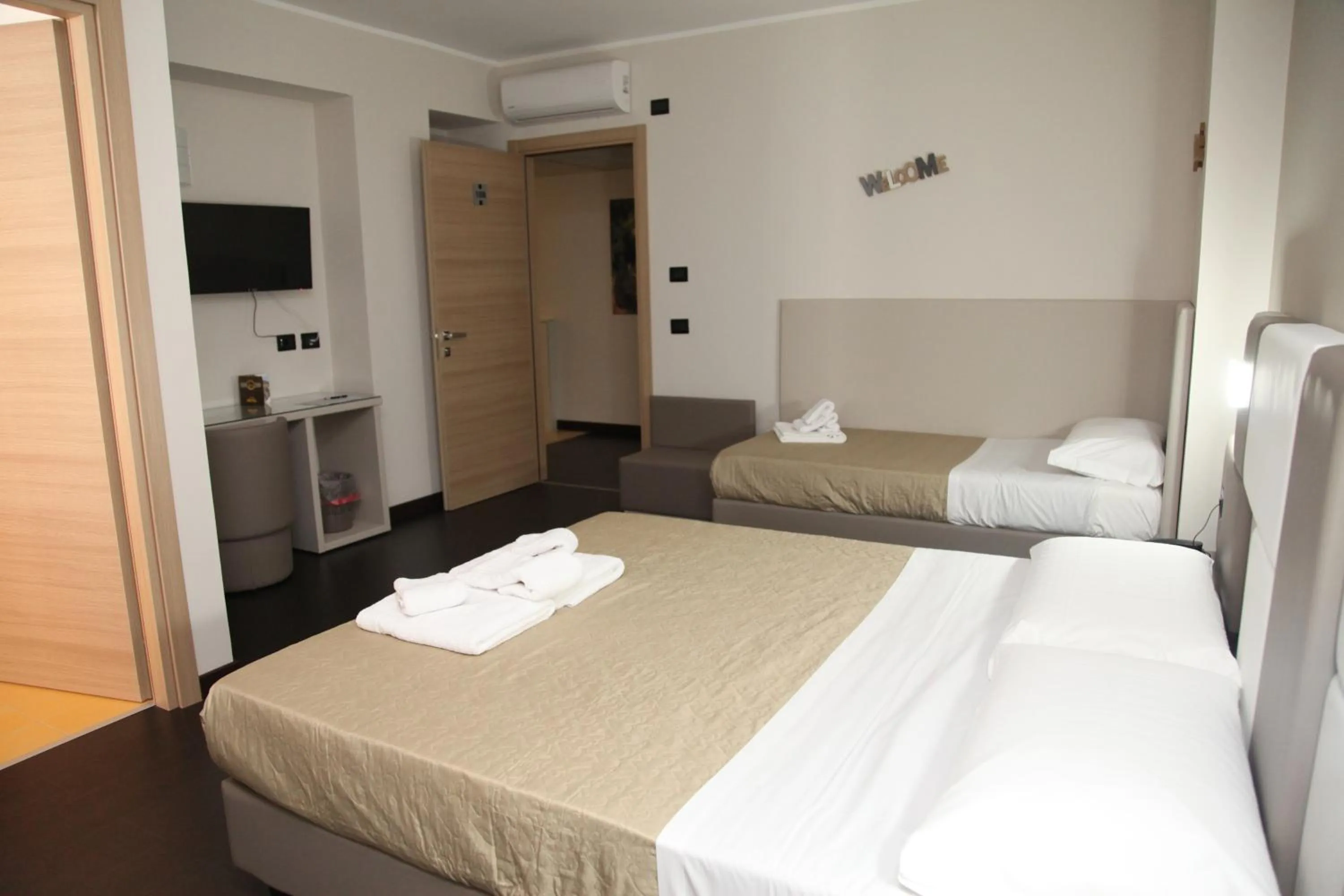 Bed in Hotel Sogni D'Oro Airport