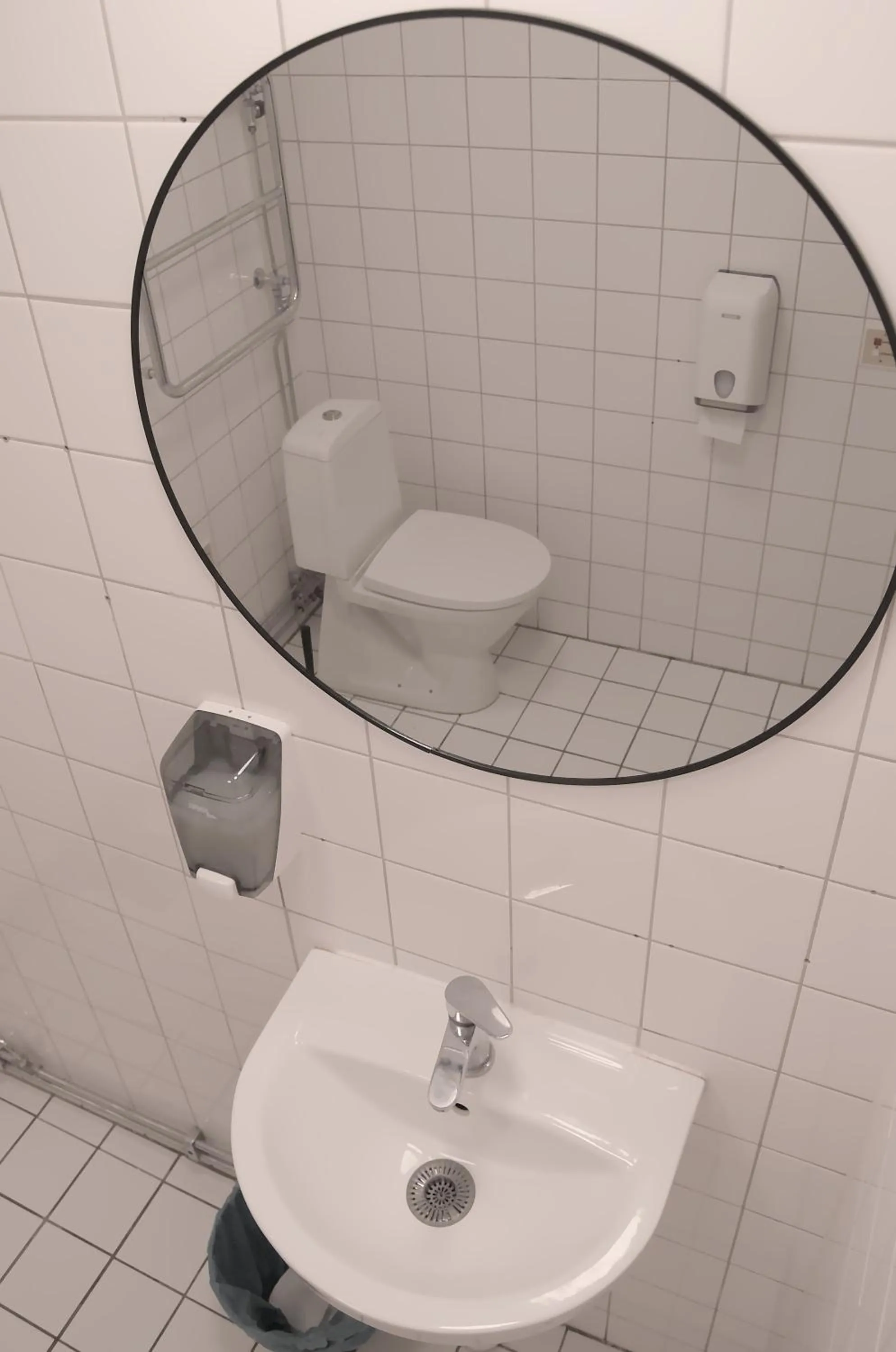 Toilet in Grad Hotel and Hostel
