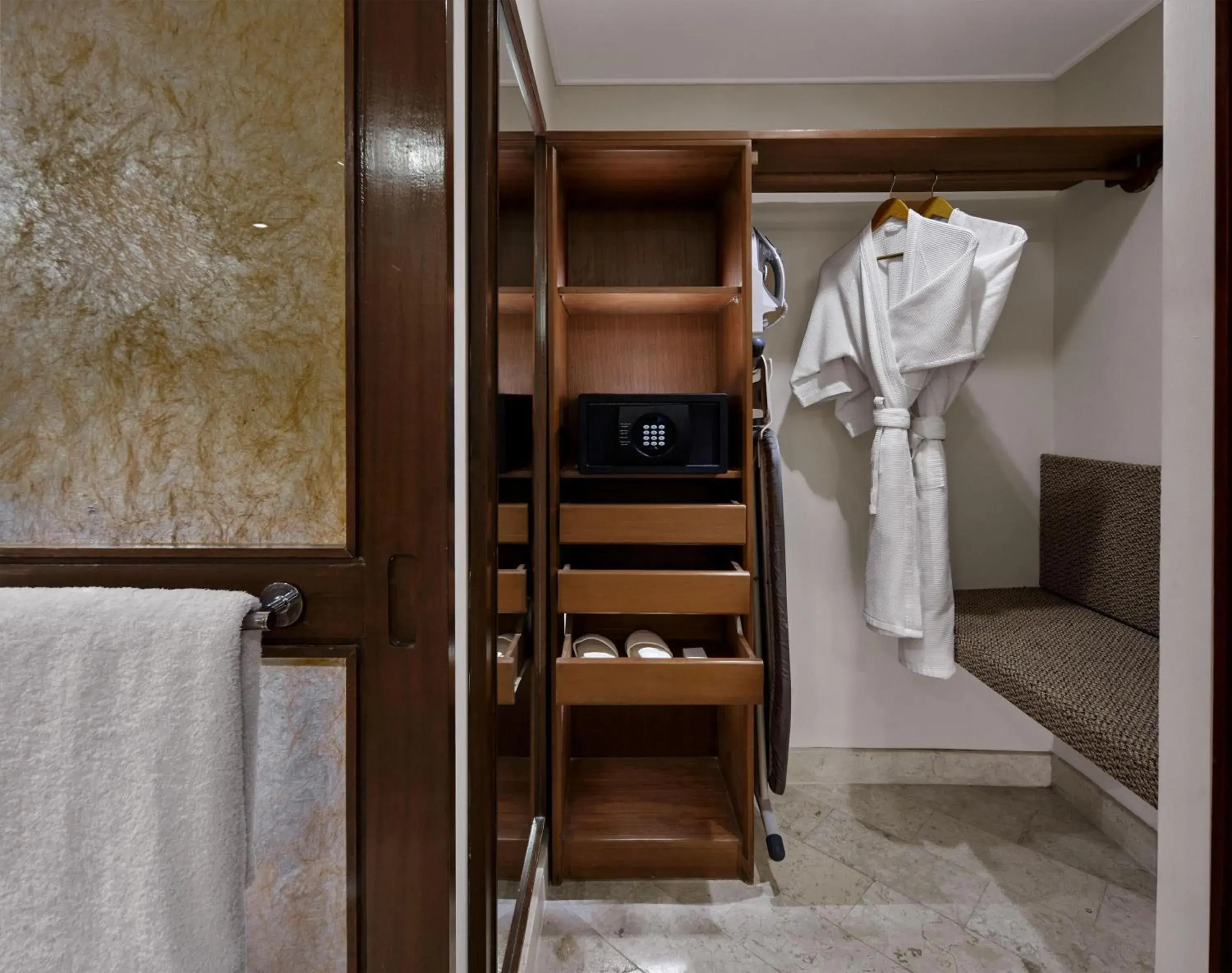 Twin Room in Grand Hyatt Bali Twin Room in Grand Hyatt Bali