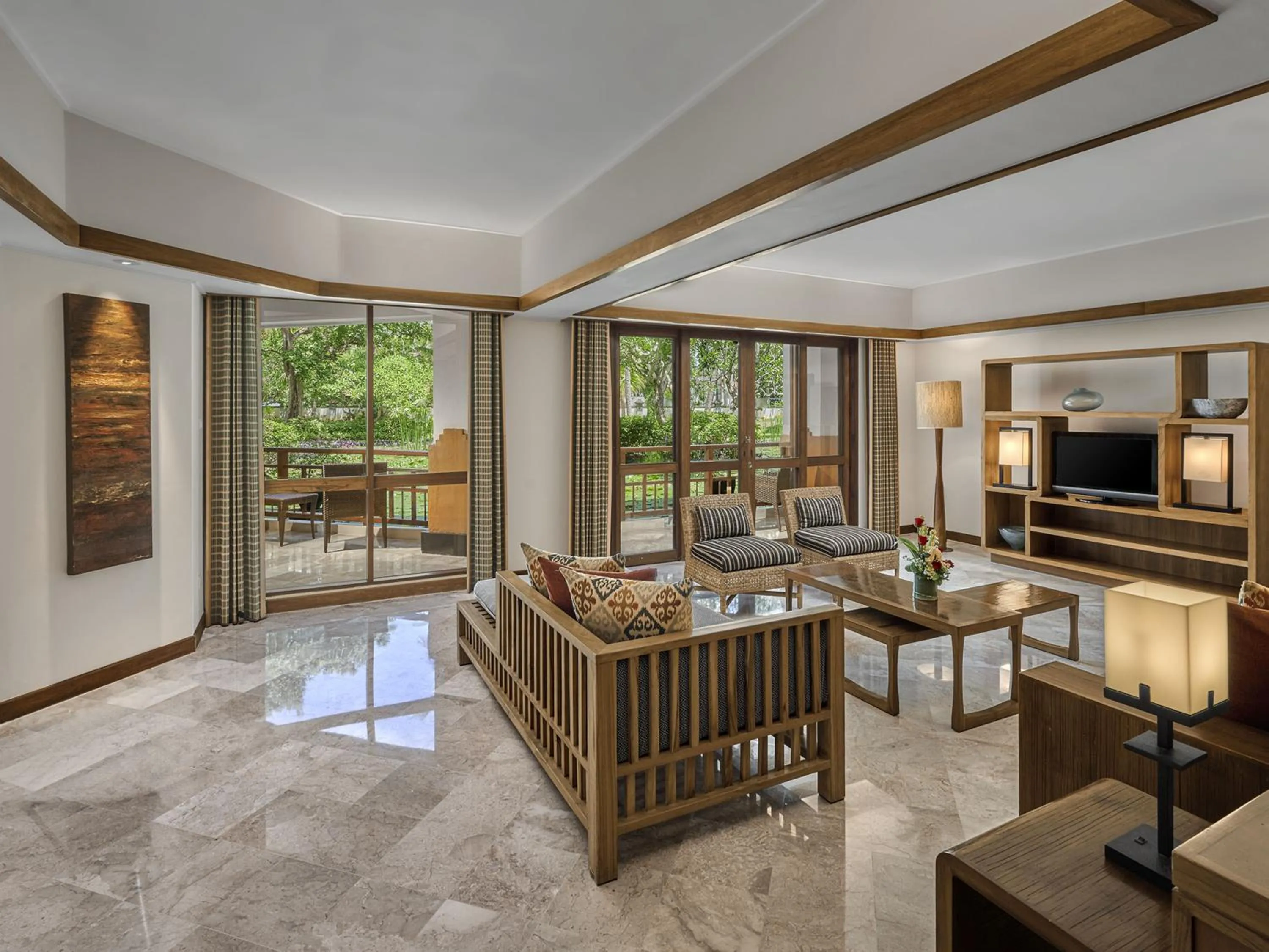 Communal lounge/ TV room in Grand Hyatt Bali