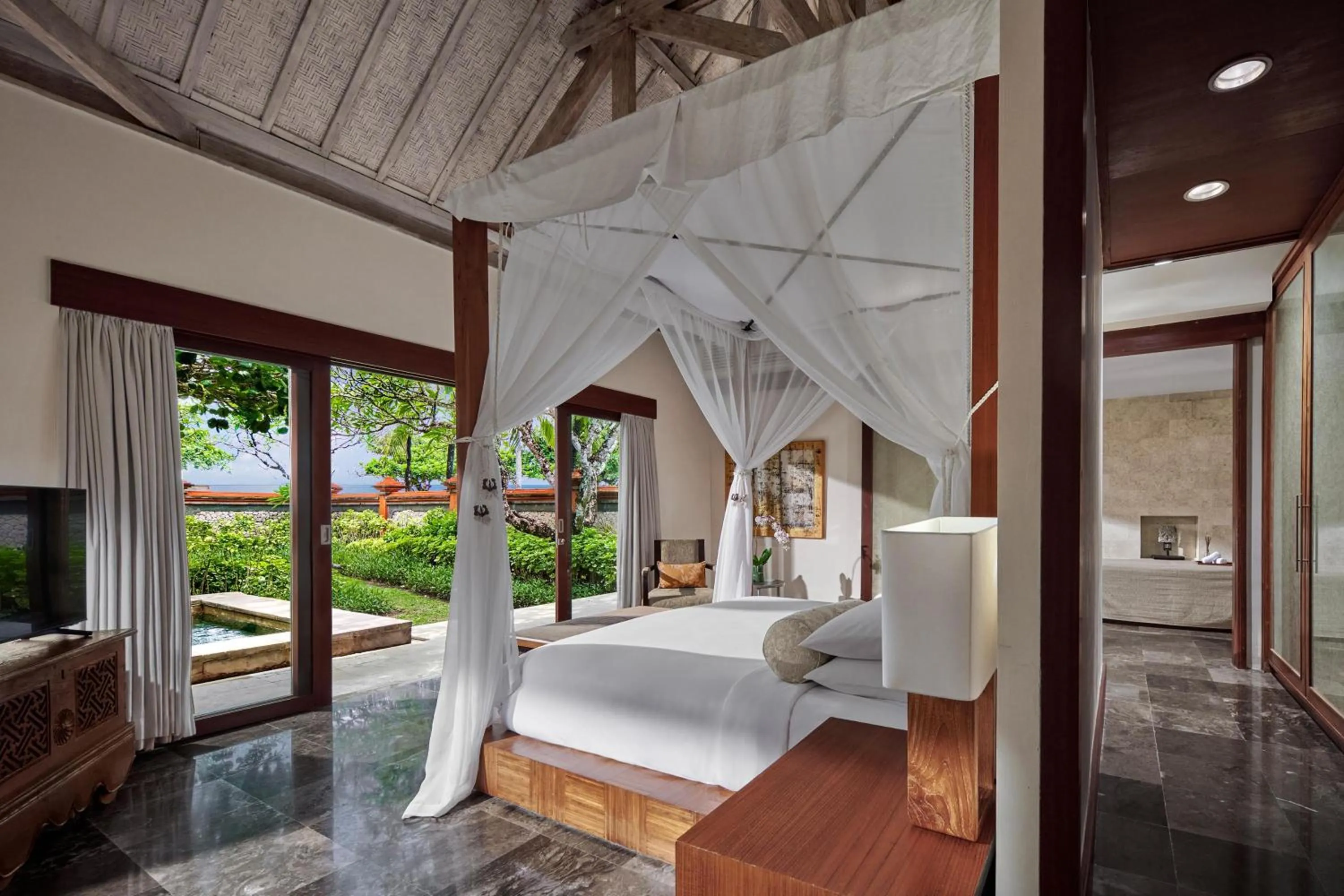 Bedroom, Bed in Grand Hyatt Bali