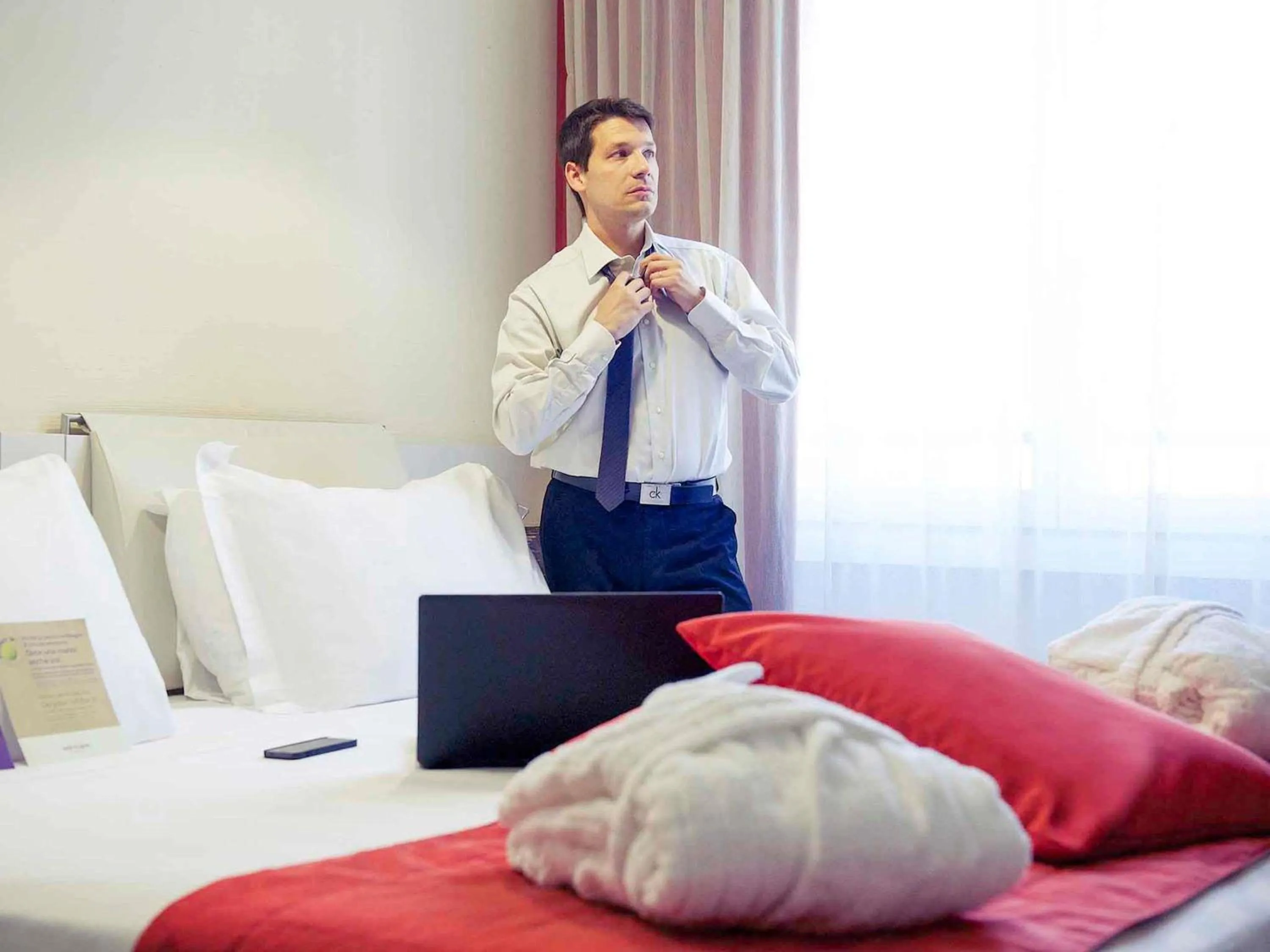 Business facilities, Bed in Hotel Mercure Milano Solari