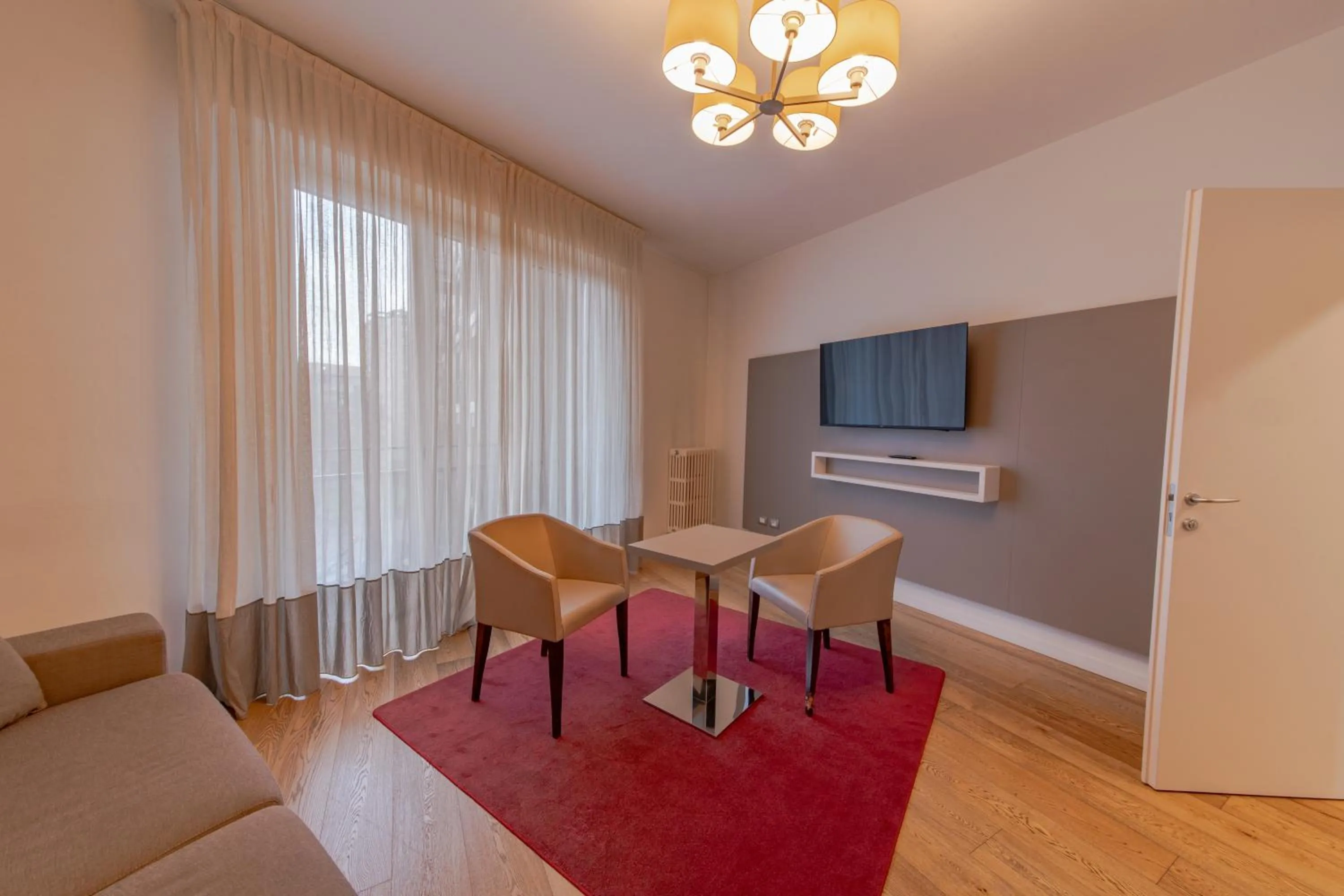 Living room in Hotel Mercure Milano Solari