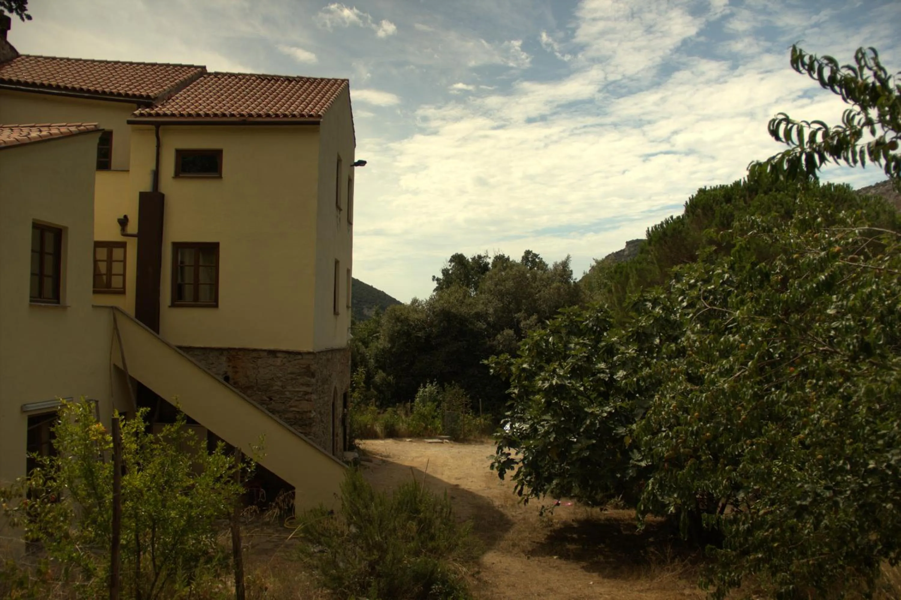 Property building in Le Petit Chateau