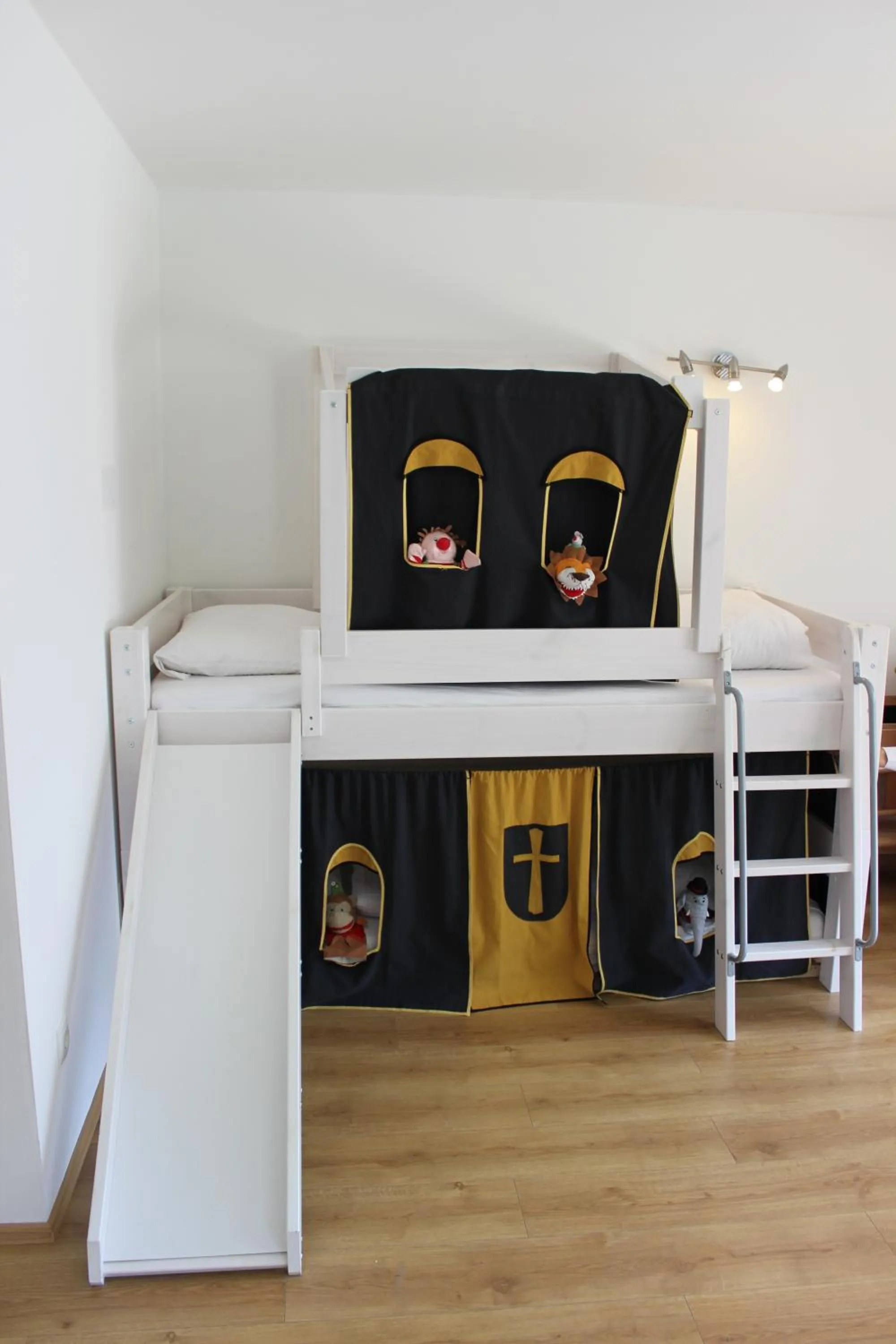Bed in Apartment Plan Corones
