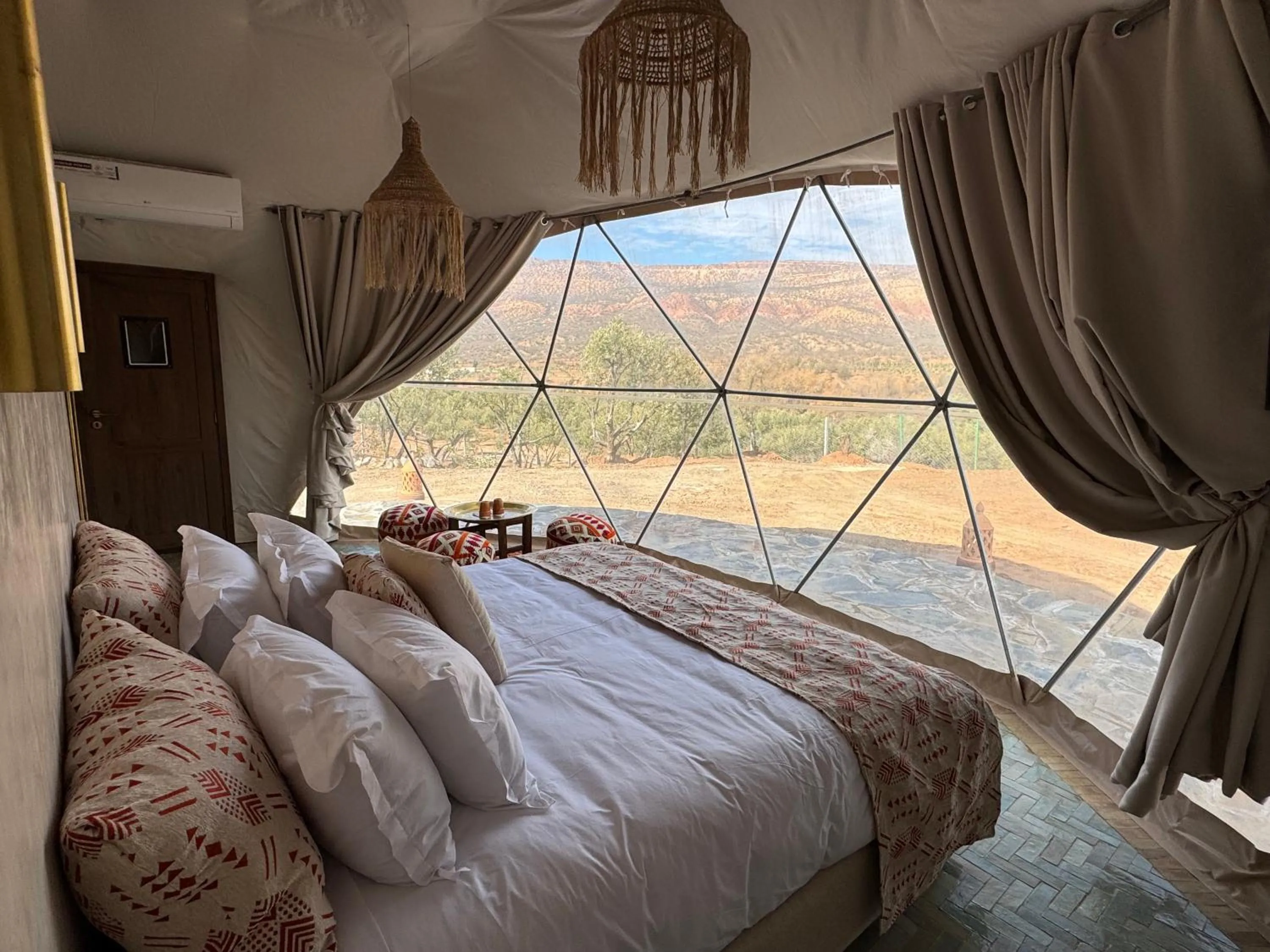 Bed in Ksar Shama - Atlas Mountain Retreat