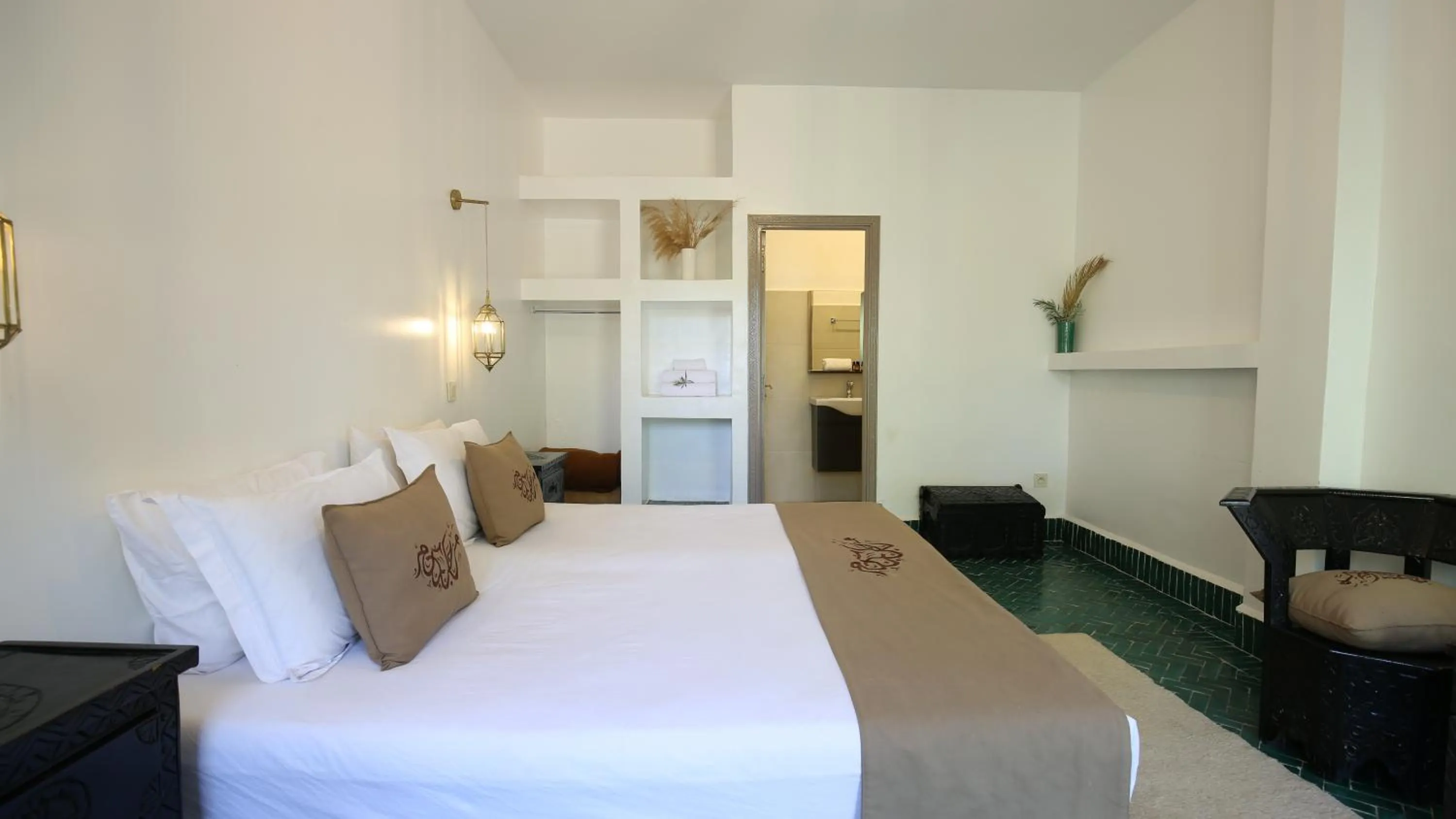 Bed in Ksar Shama - Atlas Mountain Escape