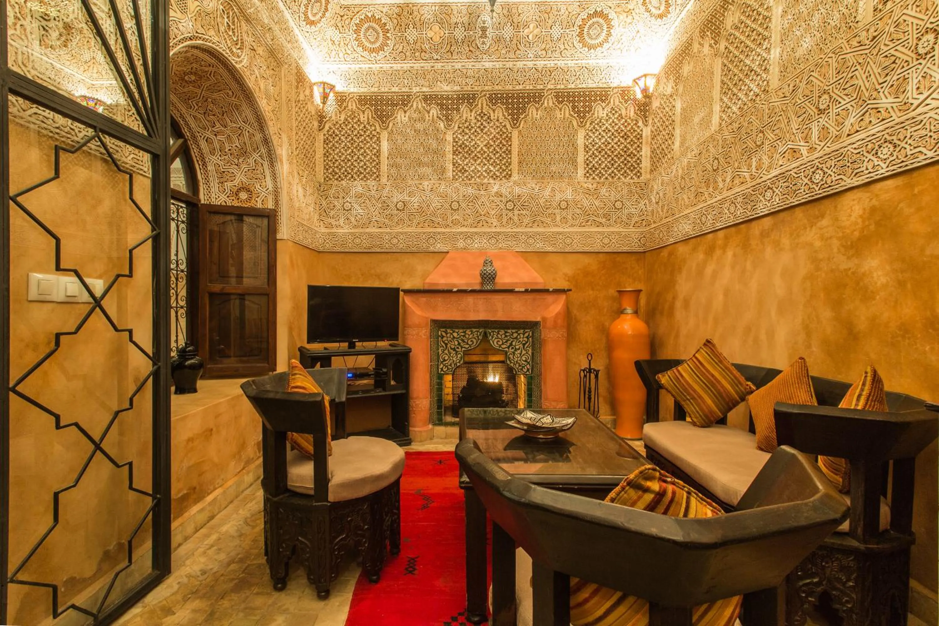 Communal lounge/ TV room in Riad Nasreen