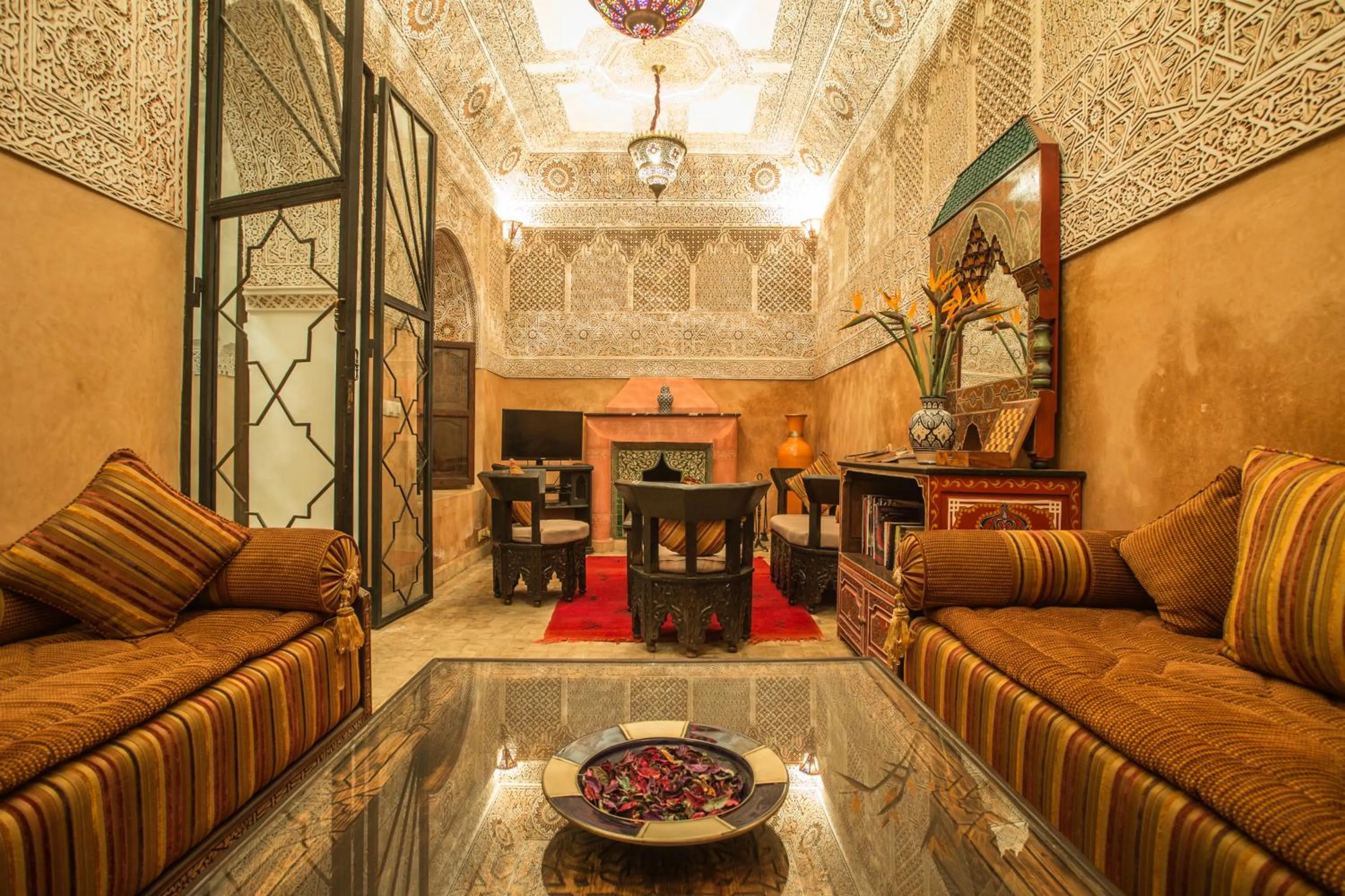Communal lounge/ TV room in Riad Nasreen