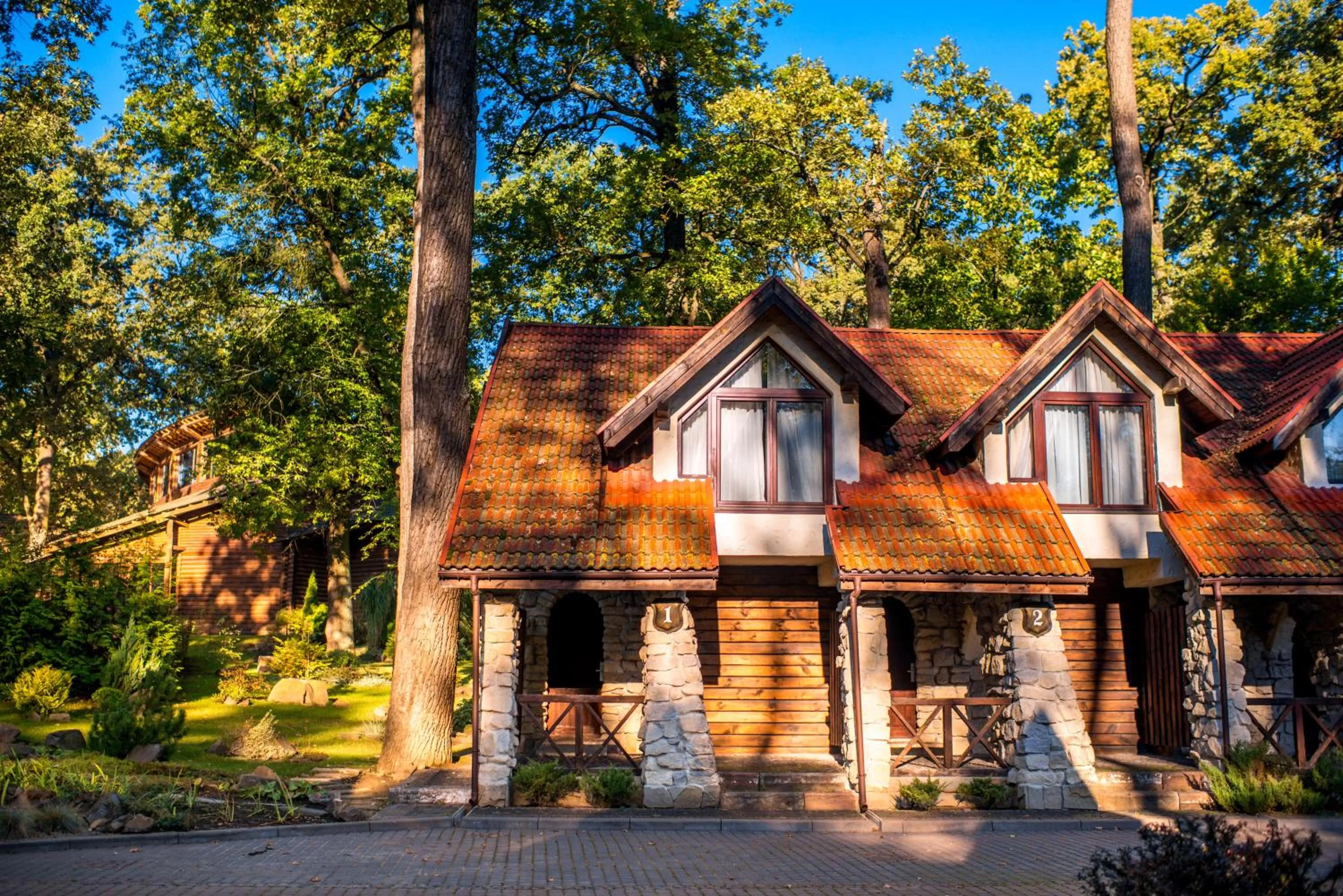 Garden in Drevny Grad Park-hotel