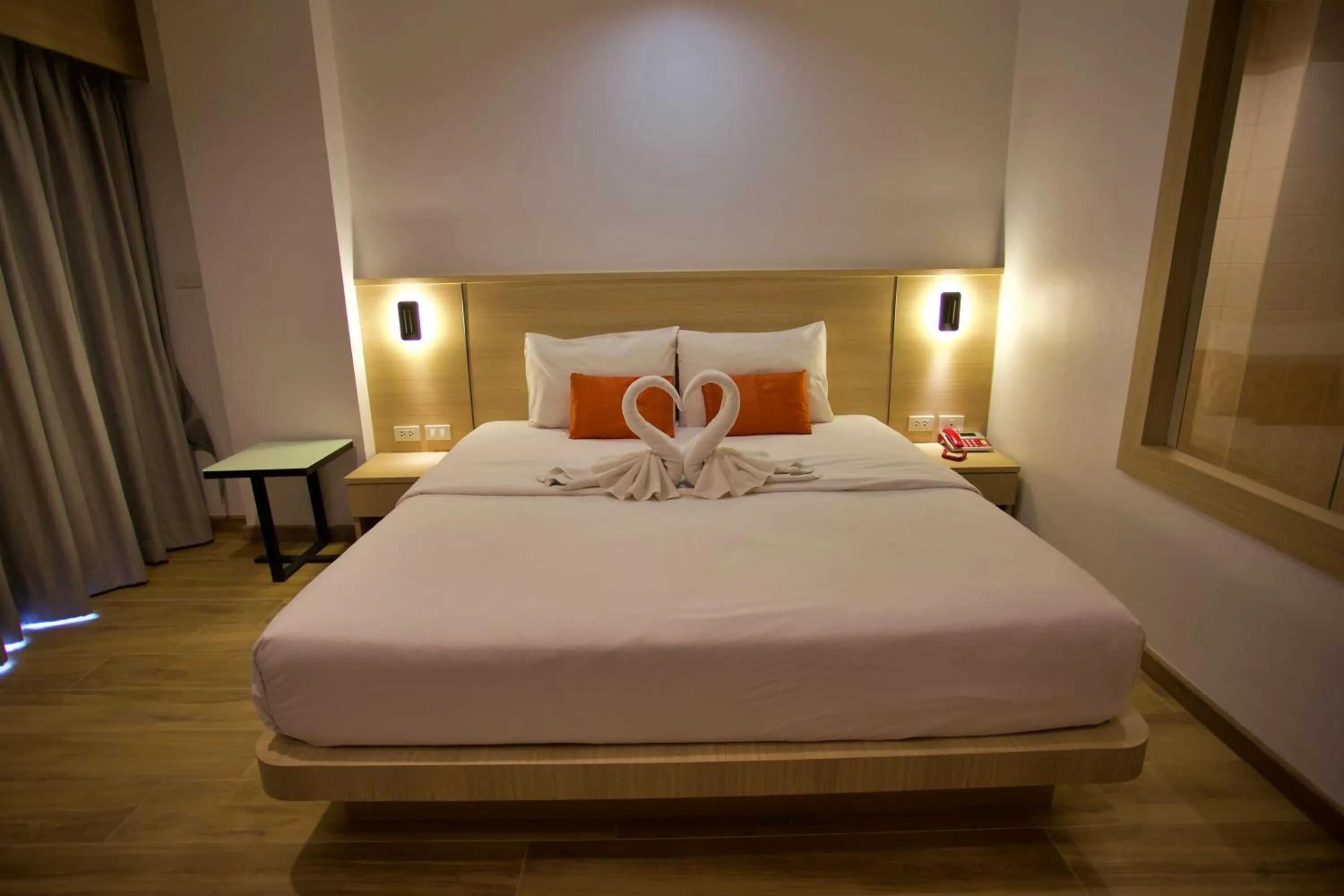 Bedroom, Bed in Platinum Hotel and Apartments