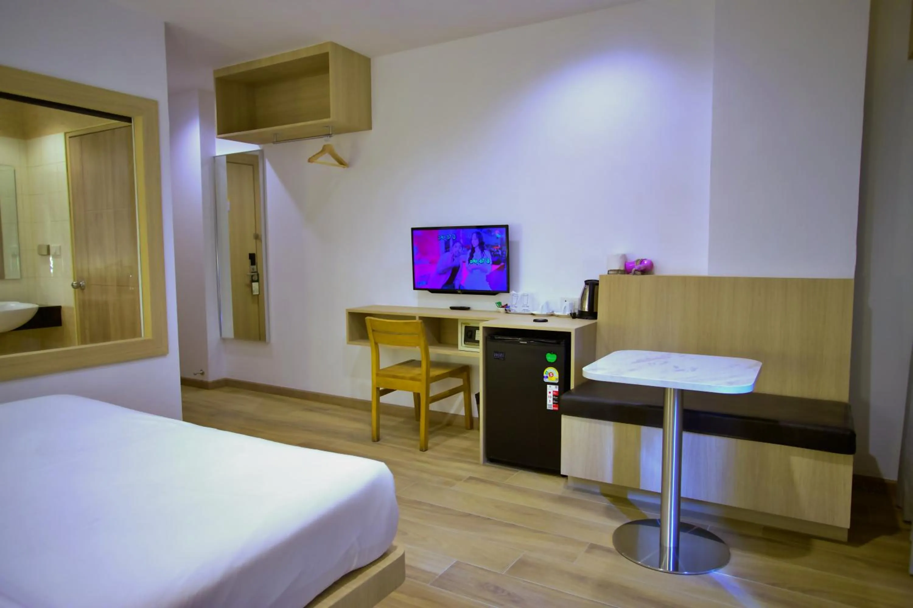 Bedroom, Bed in Platinum Hotel and Apartments