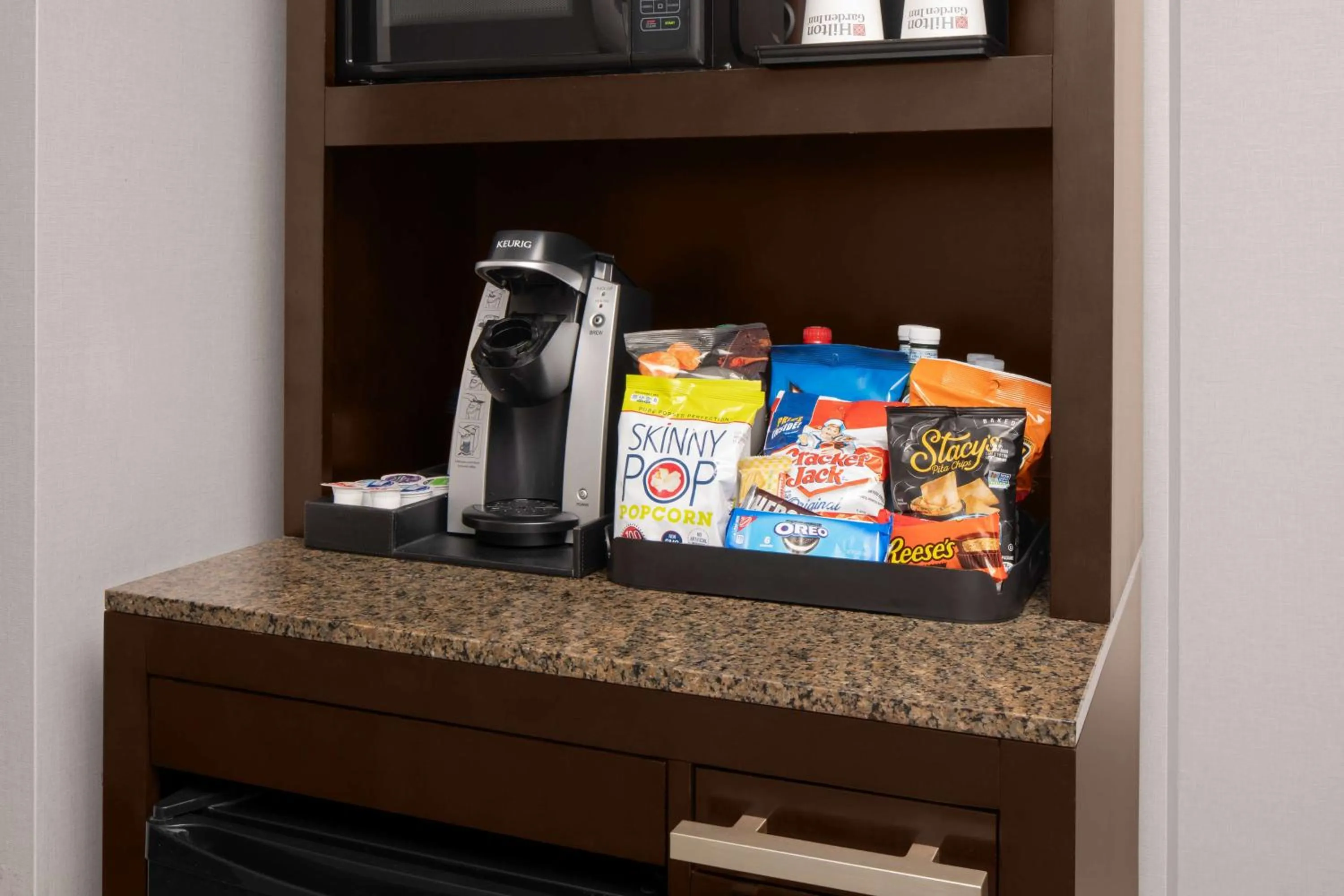 Photo of the whole room in Hilton Garden Inn Bethesda Downtown