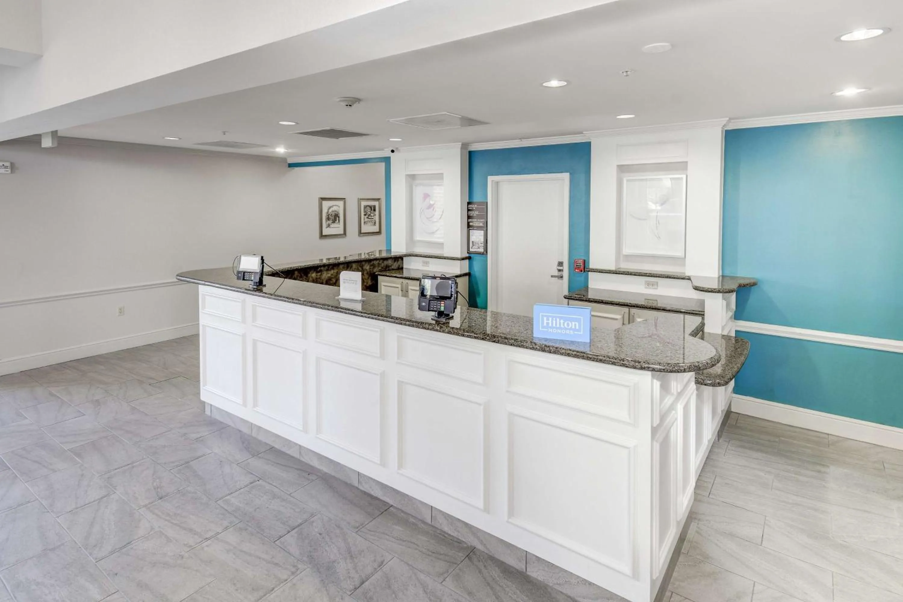 Lobby or reception in Hilton Garden Inn Waldorf