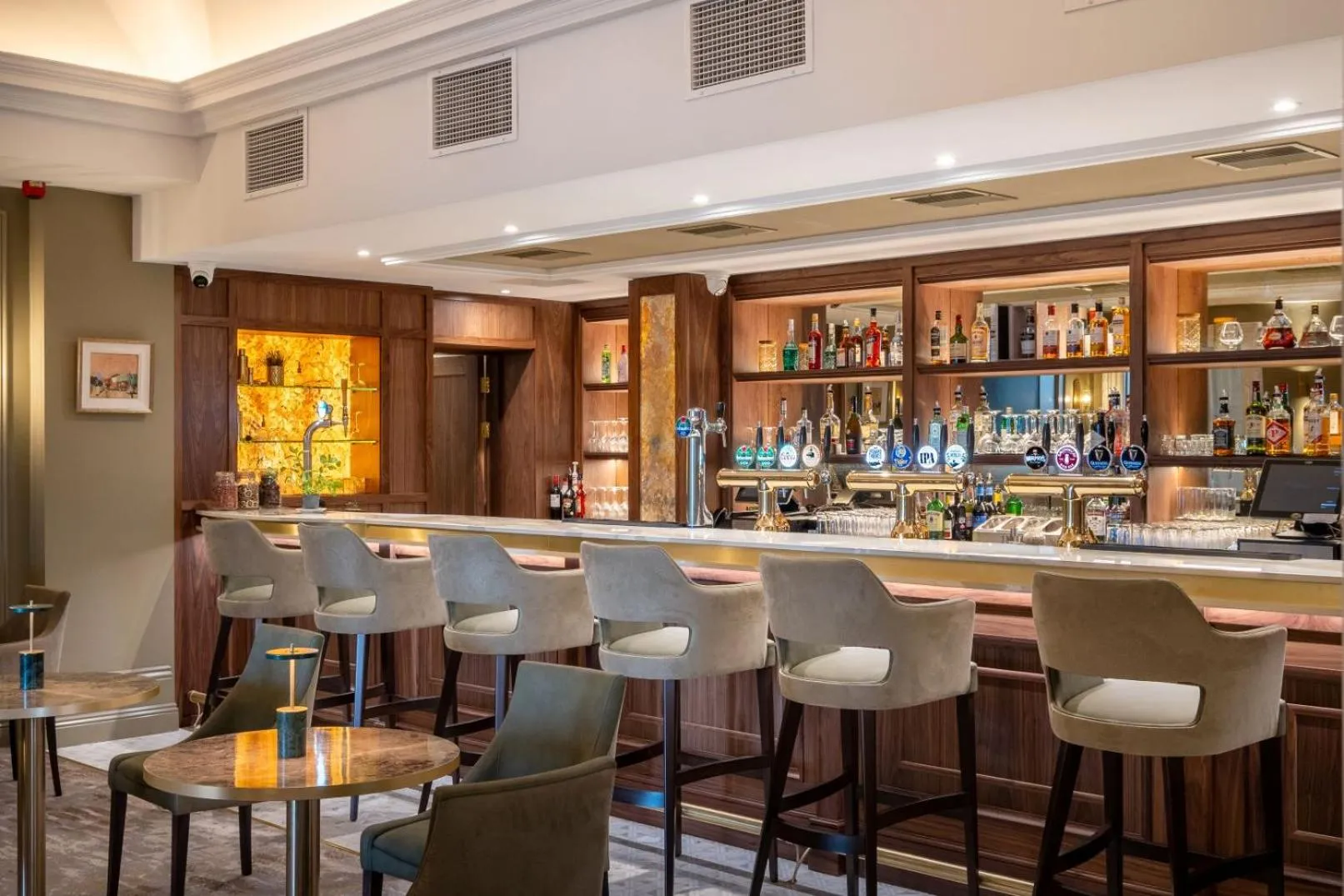 Lounge or bar in Brandon House Hotel