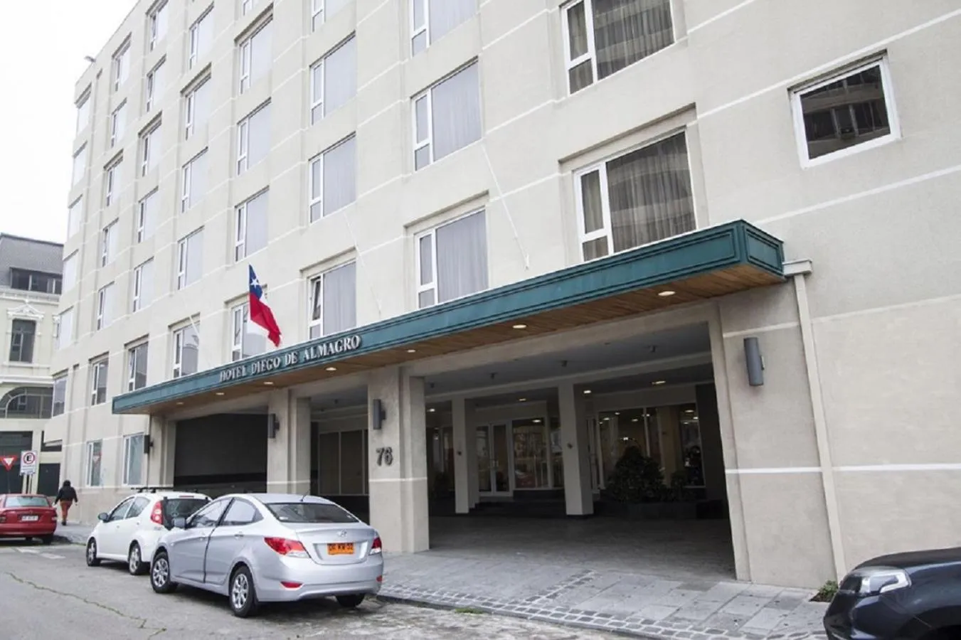 Facade/entrance in Hotel Diego de Almagro Valparaíso