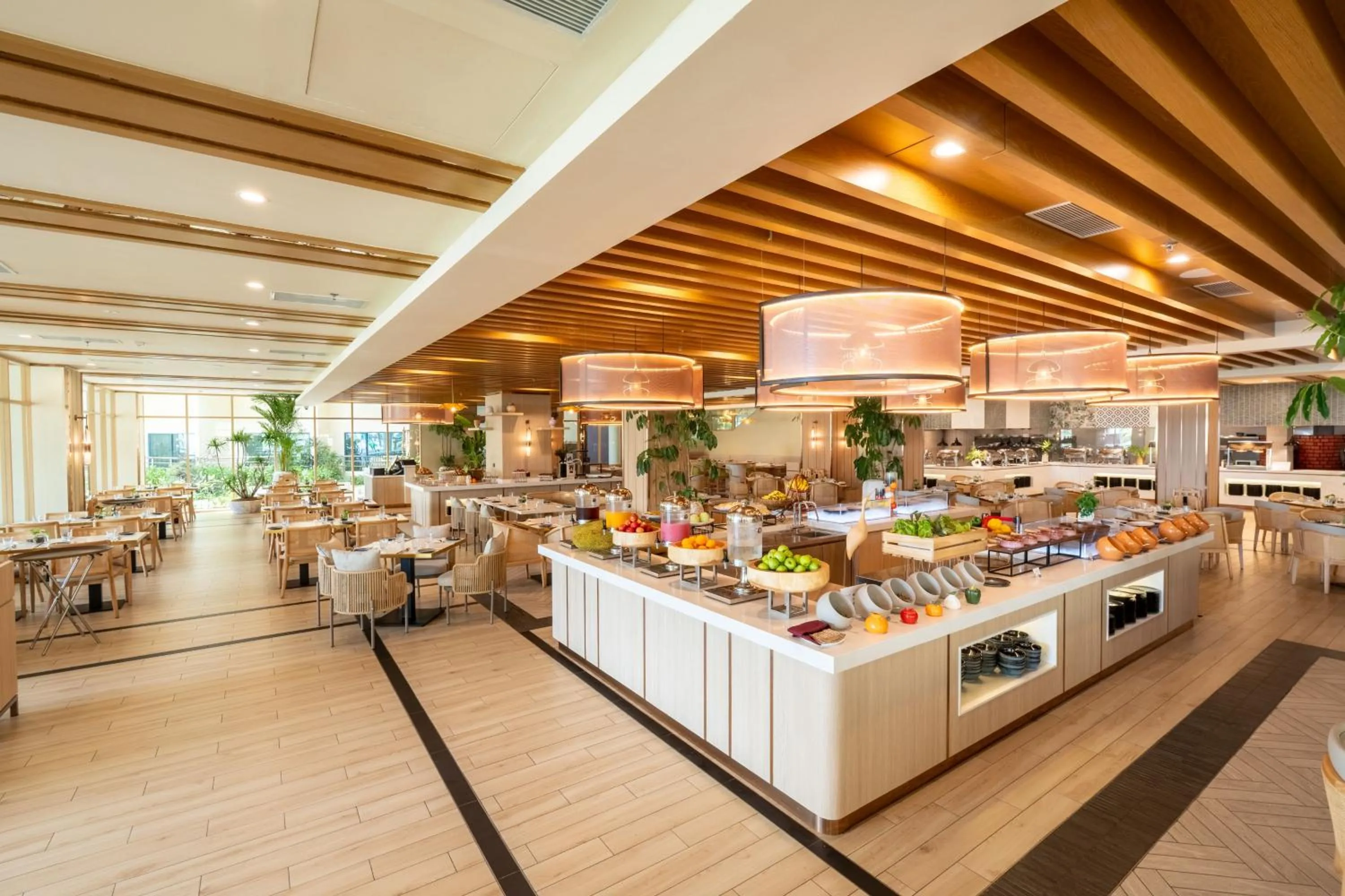 Restaurant/places to eat in Swiss-Grand Beach Resort Kuantan