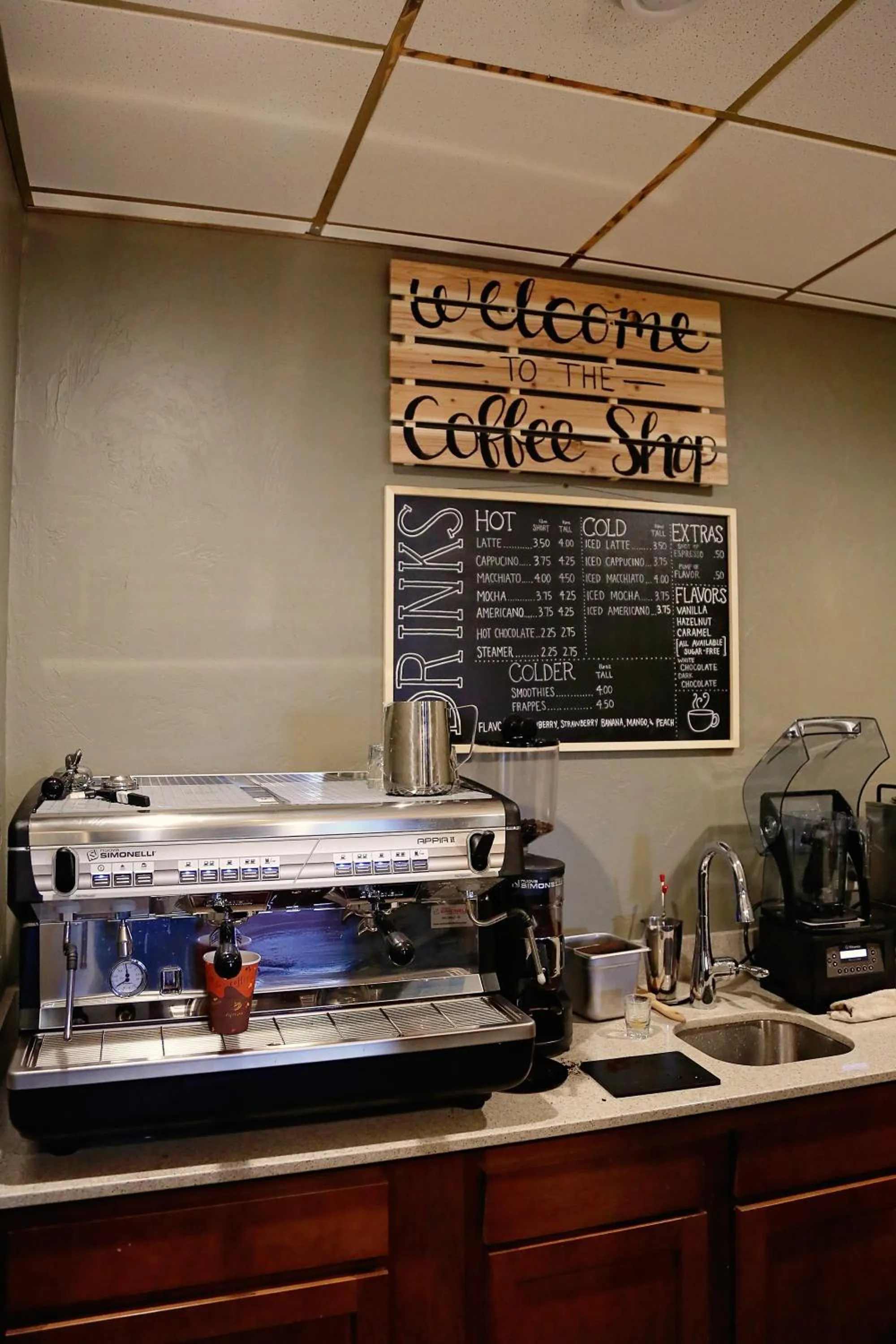 Non alcoholic drinks in Billings Hotel & Convention Center