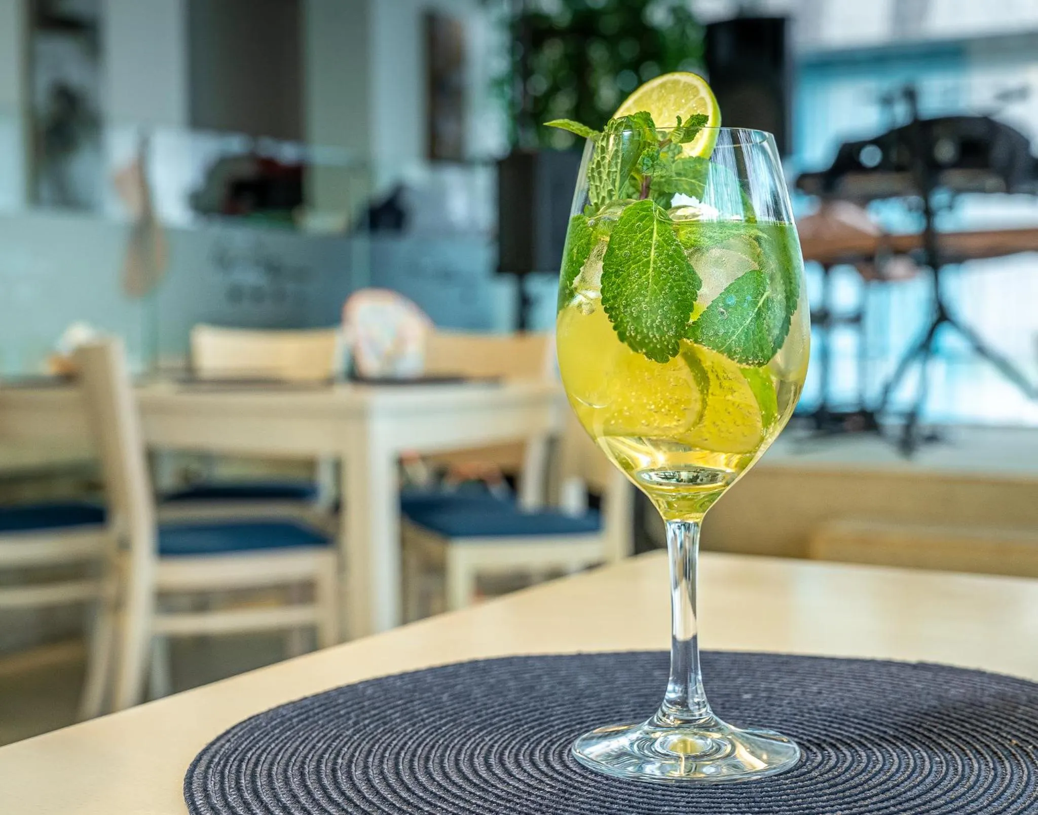 Alcoholic drinks in Mera Brise