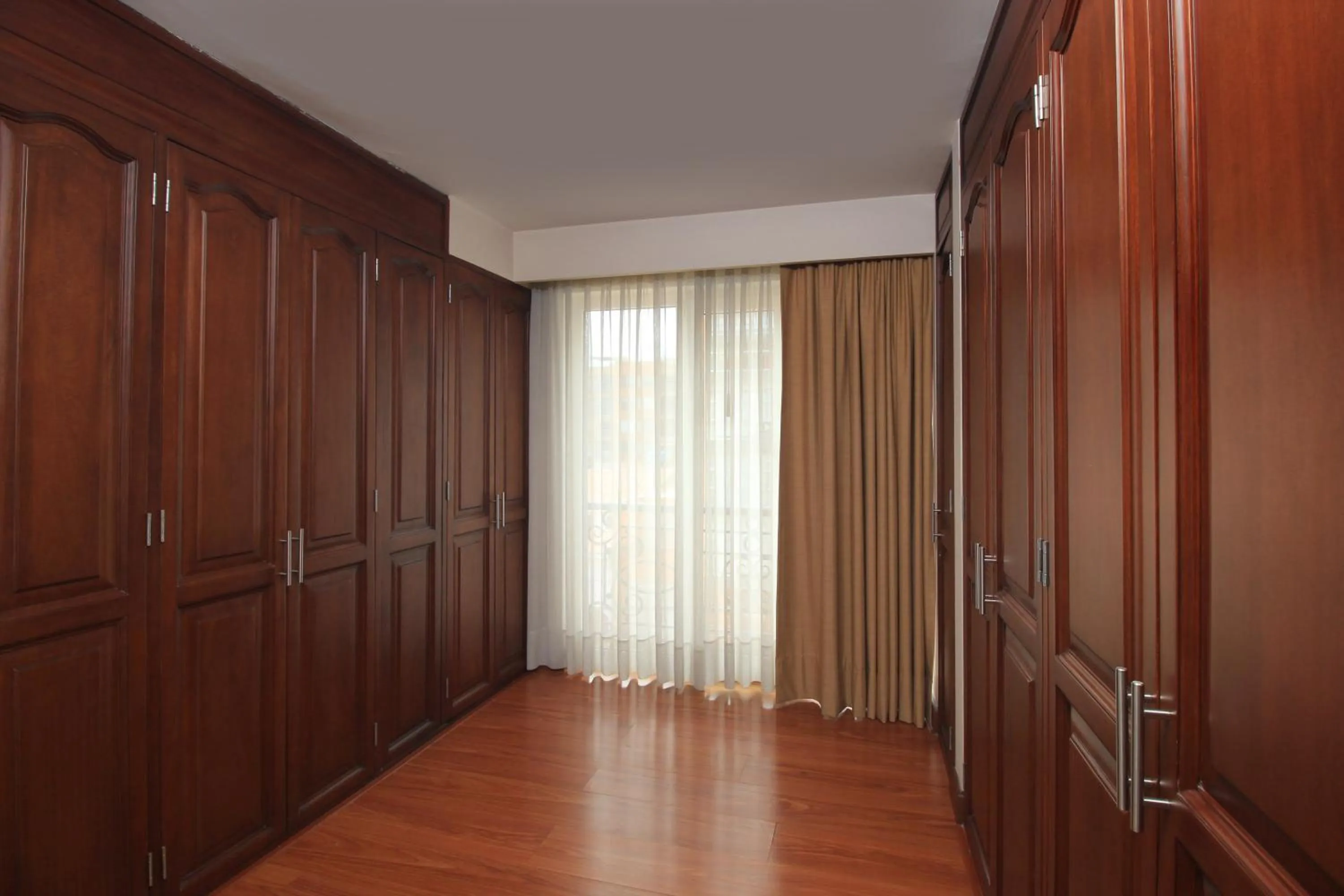 Bathroom in Hotel Windsor House Inn By GEH Suites