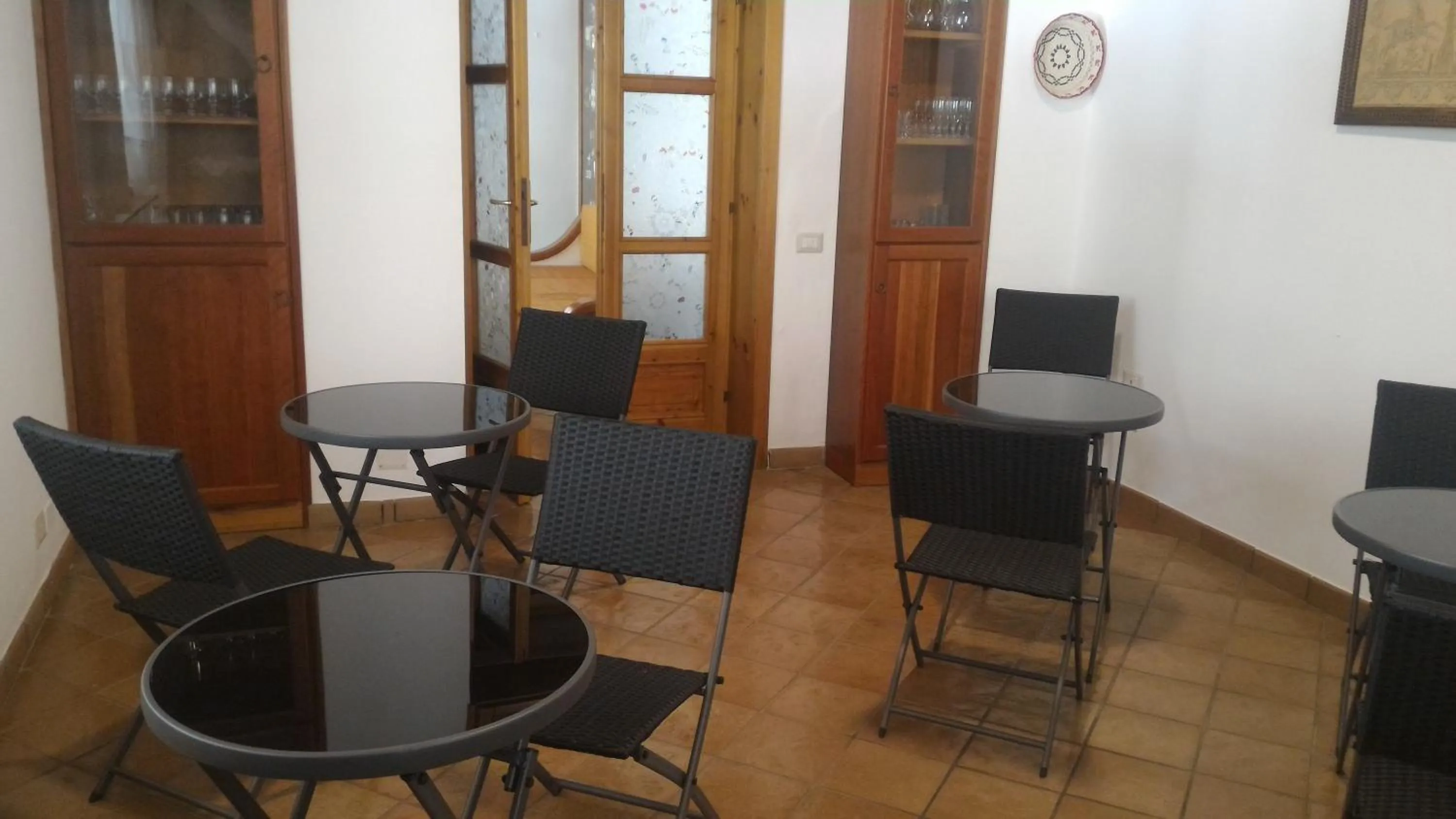 Buffet breakfast in Villa Canu