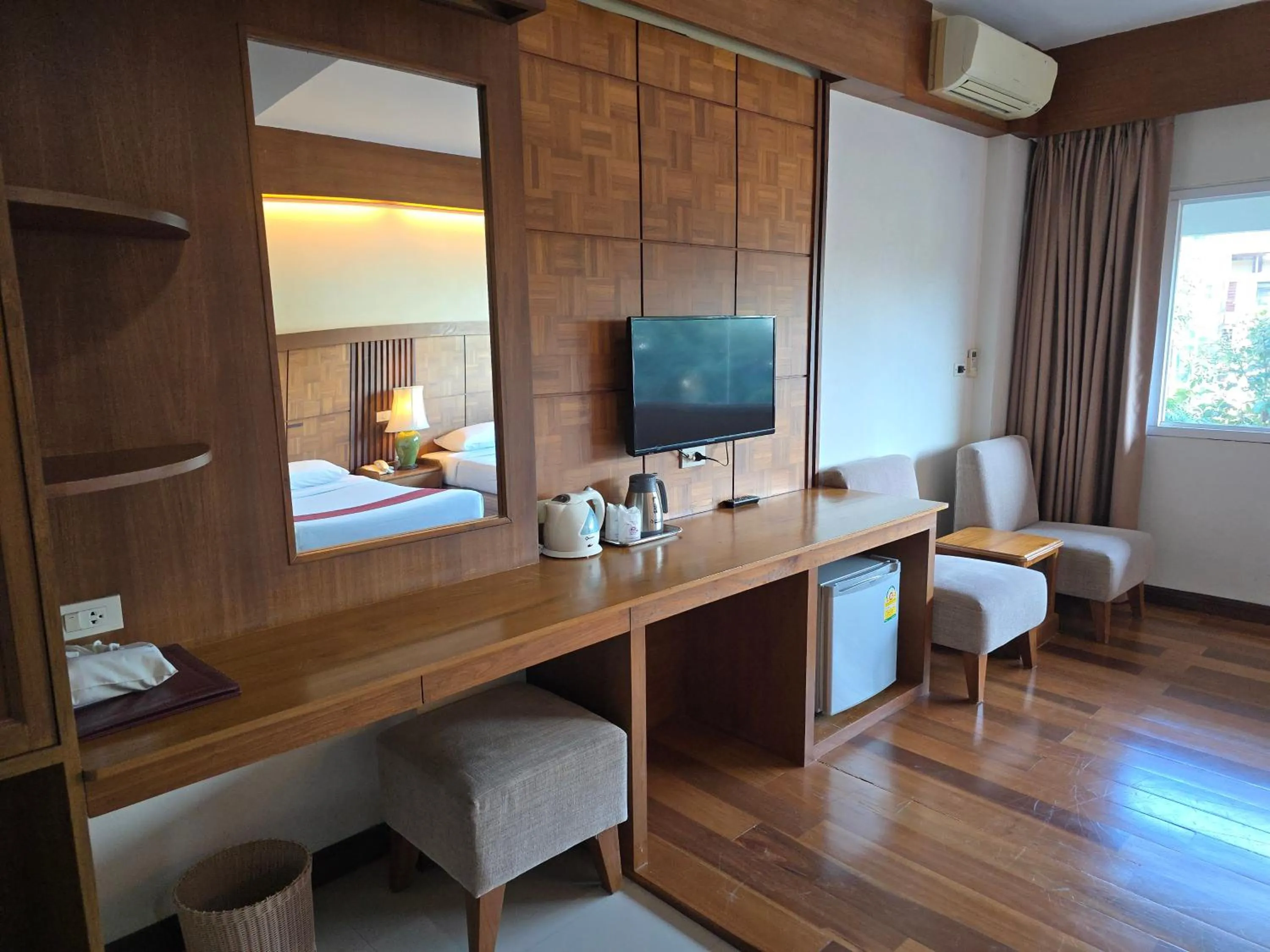 Photo of the whole room, Bed in Chiang Mai Phucome Hotel