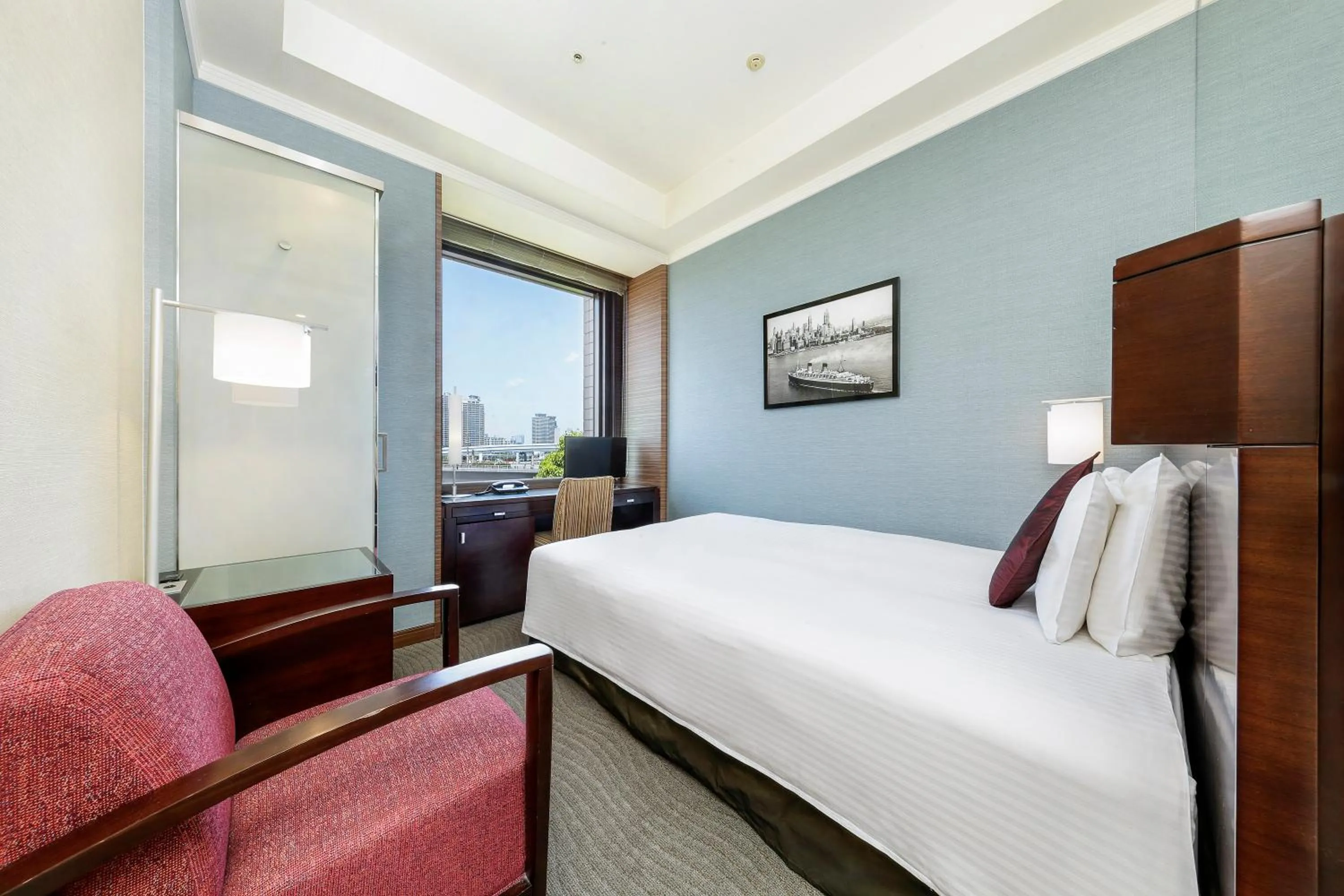 Bed in Hotel Trusty Tokyo Bayside