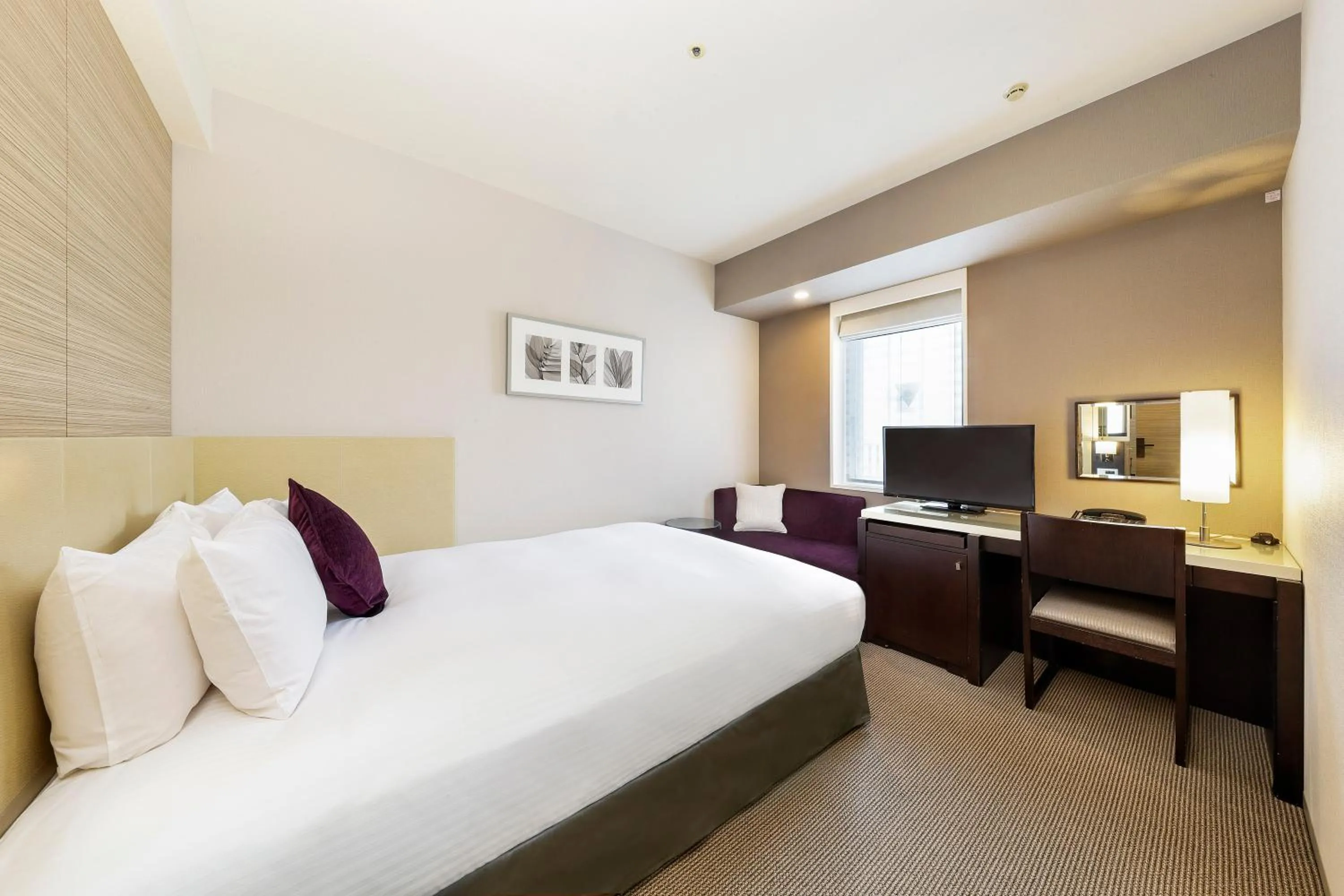 Moderate Double Room - single occupancy - Non-Smoking in KOKO HOTEL Kobe Sannomiya