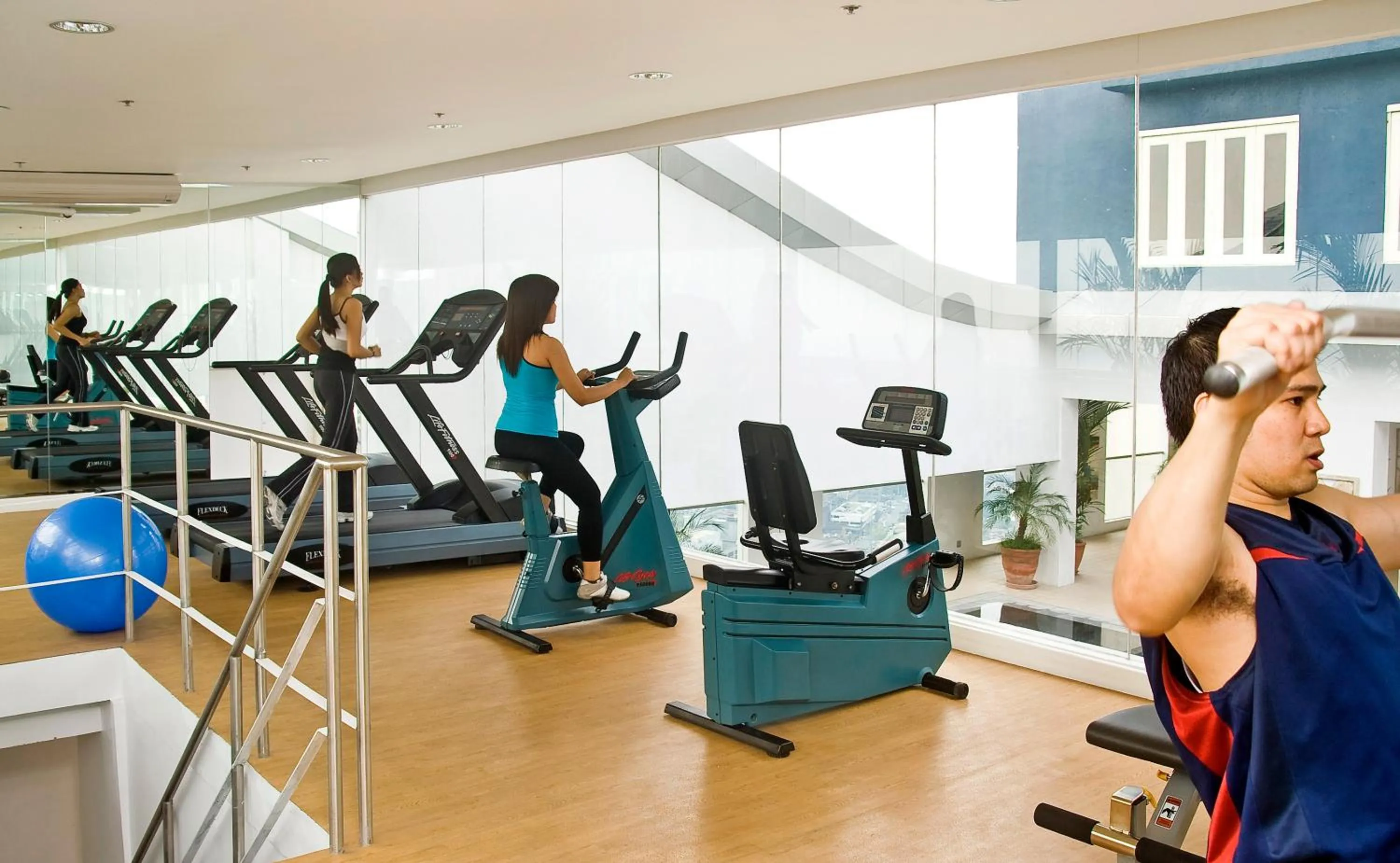 Fitness centre/facilities in St Giles Hotel Makati