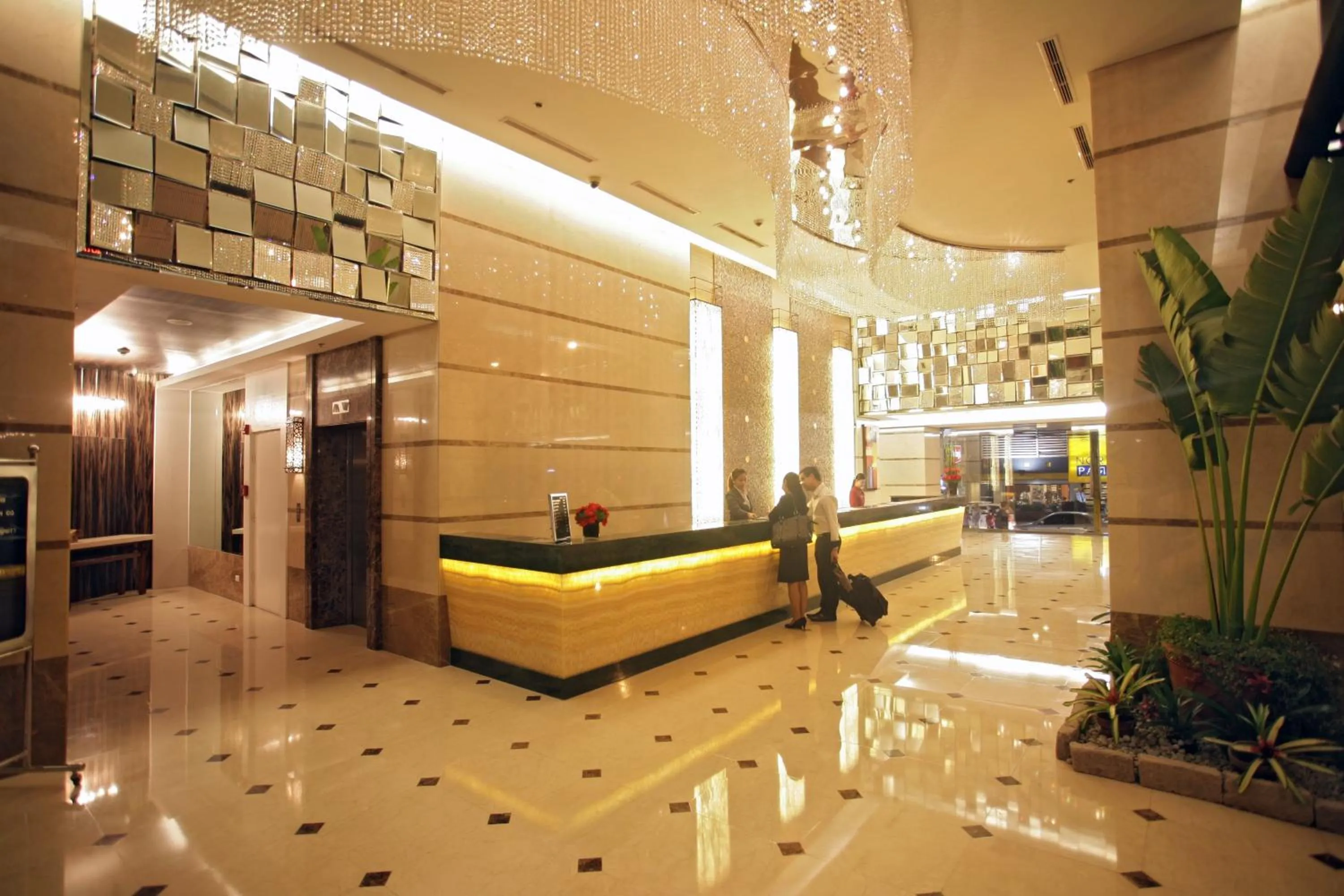 Lobby or reception in St Giles Hotel Makati