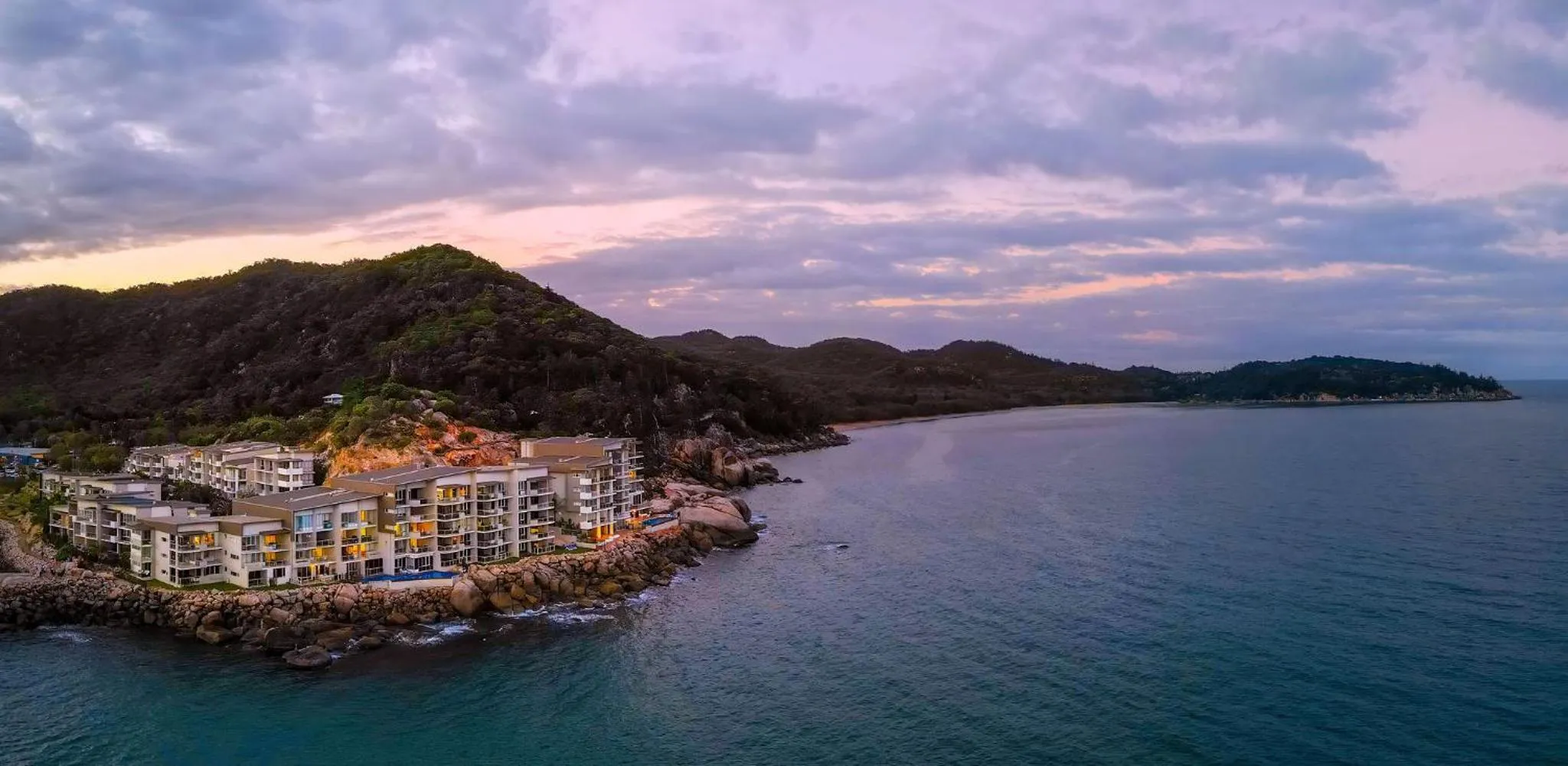 Natural landscape in Grand Mercure Apartments Magnetic Island