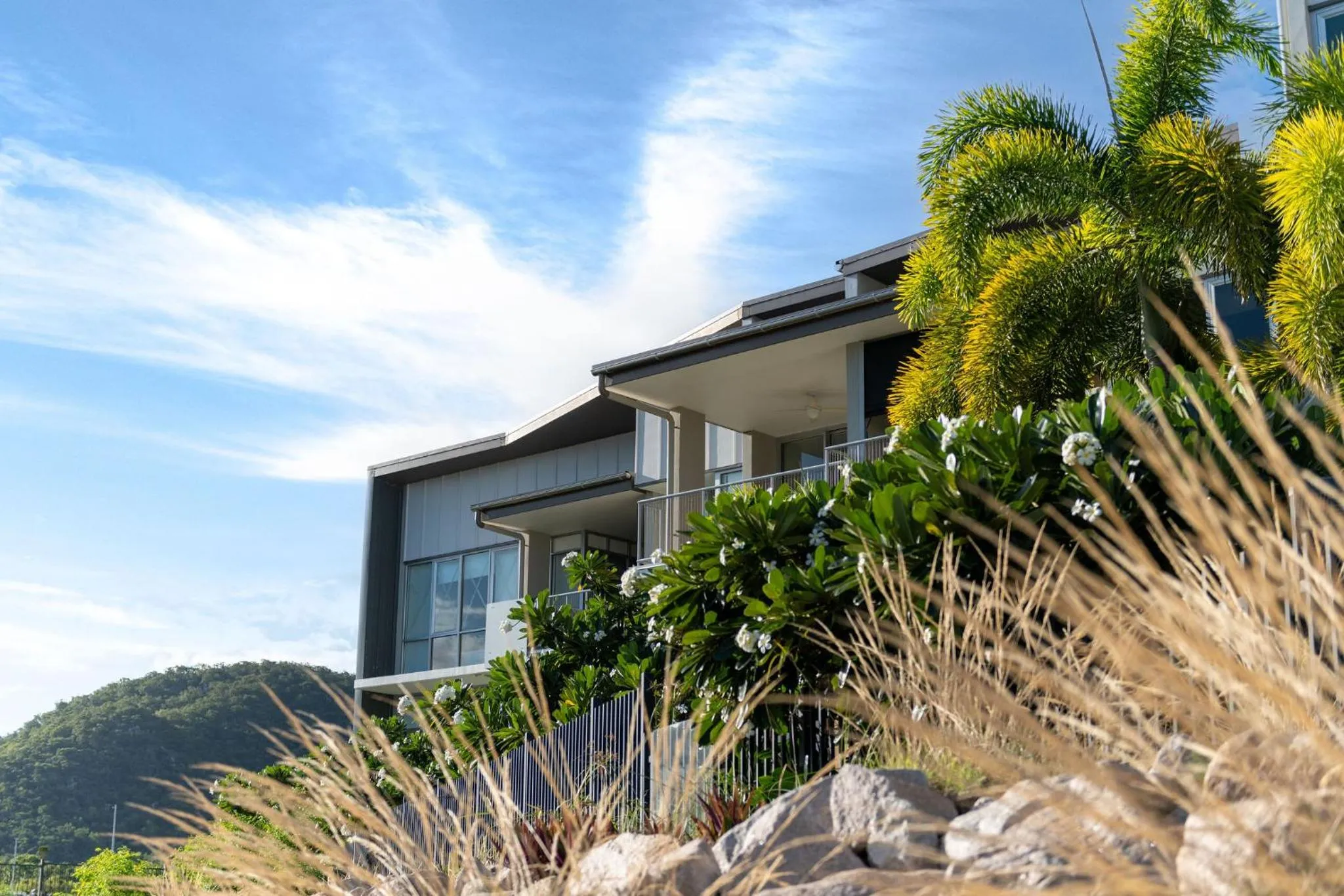 Property building in Grand Mercure Apartments Magnetic Island