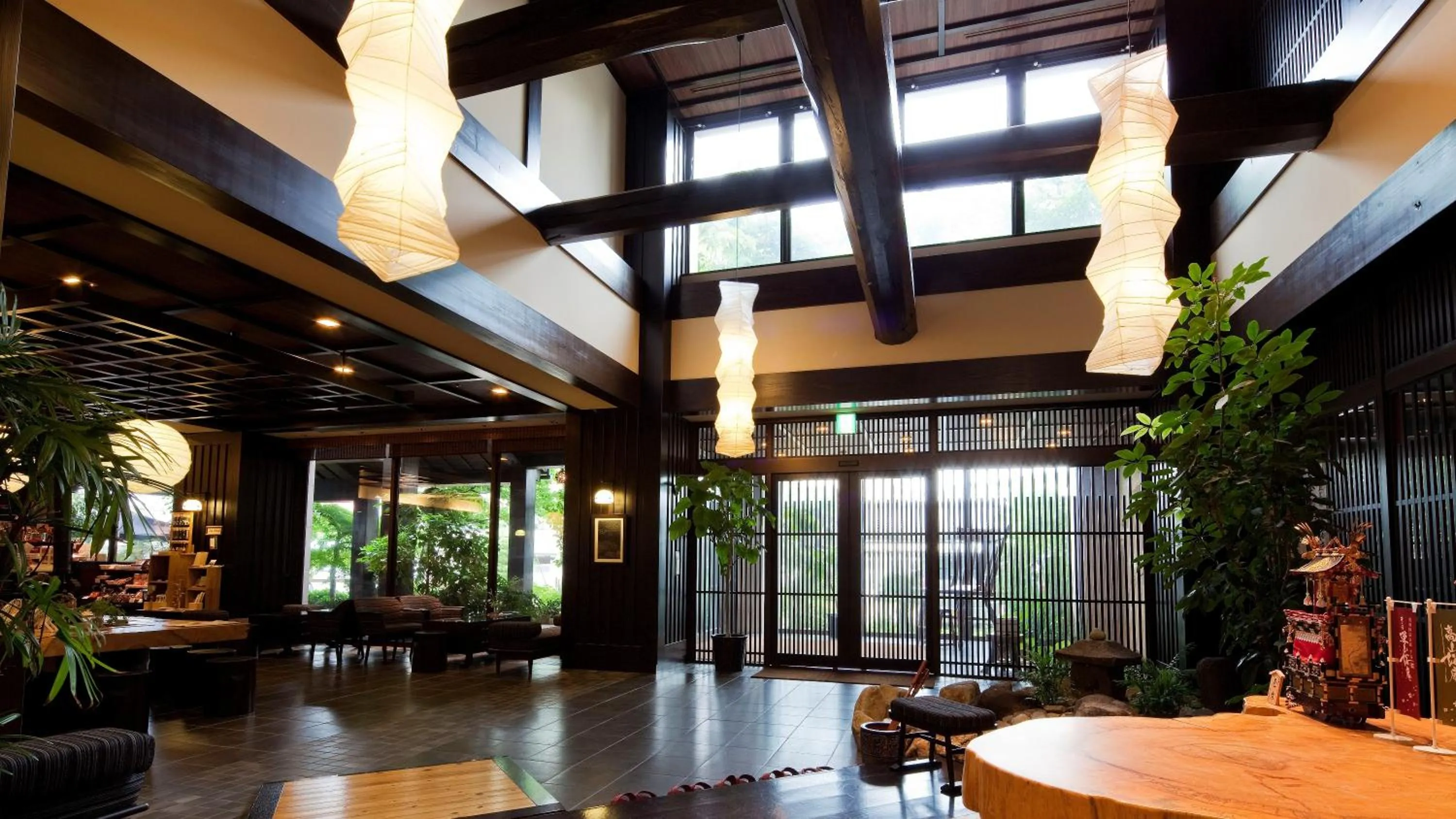 Seating area in Takayama Ouan