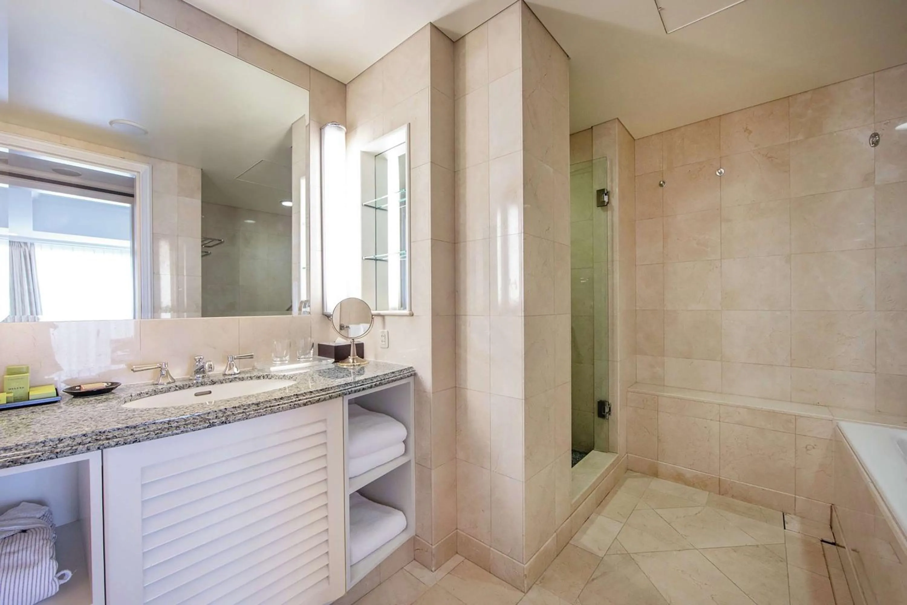 Bathroom in Hilton Tokyo Odaiba