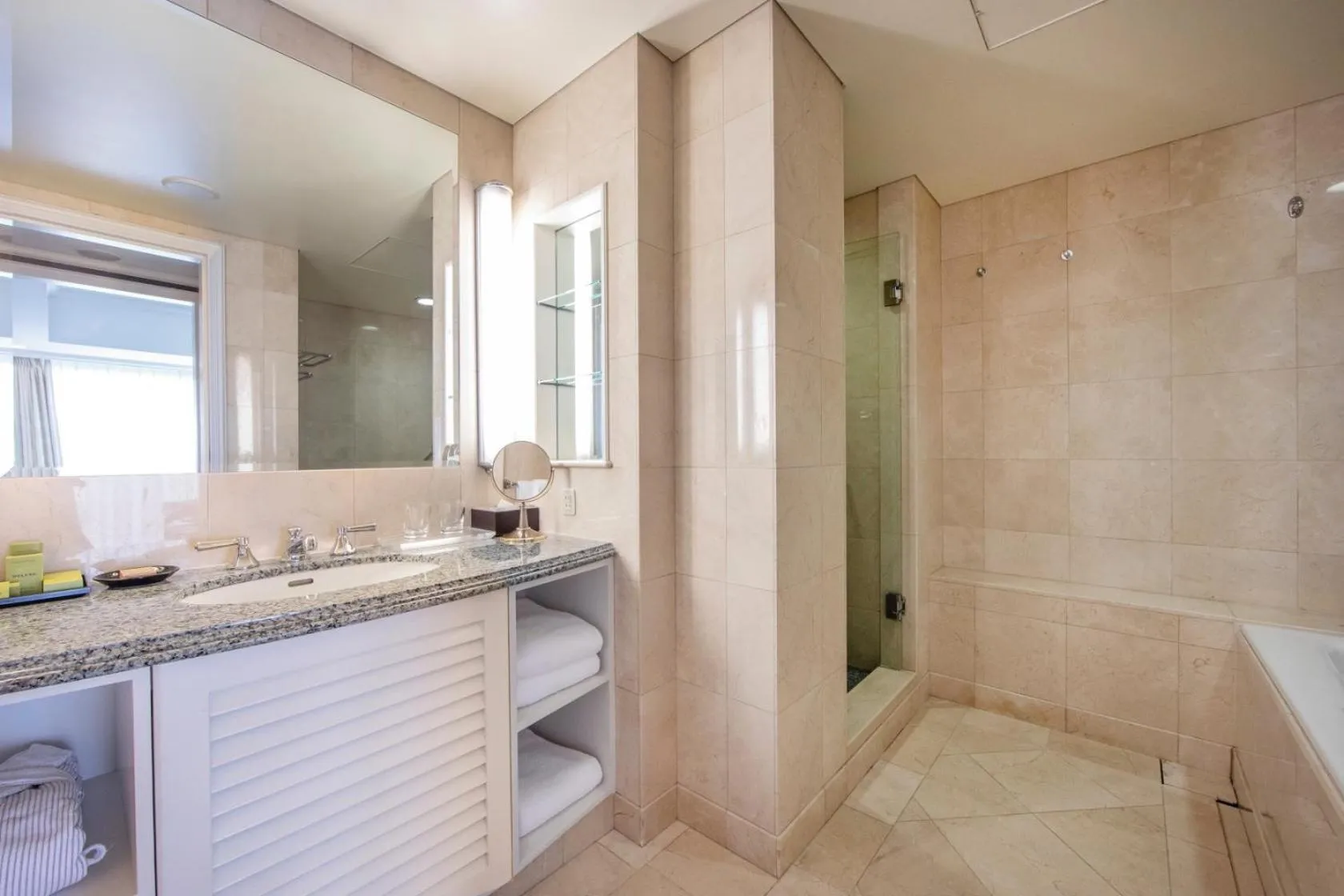 Bathroom in Hilton Tokyo Odaiba