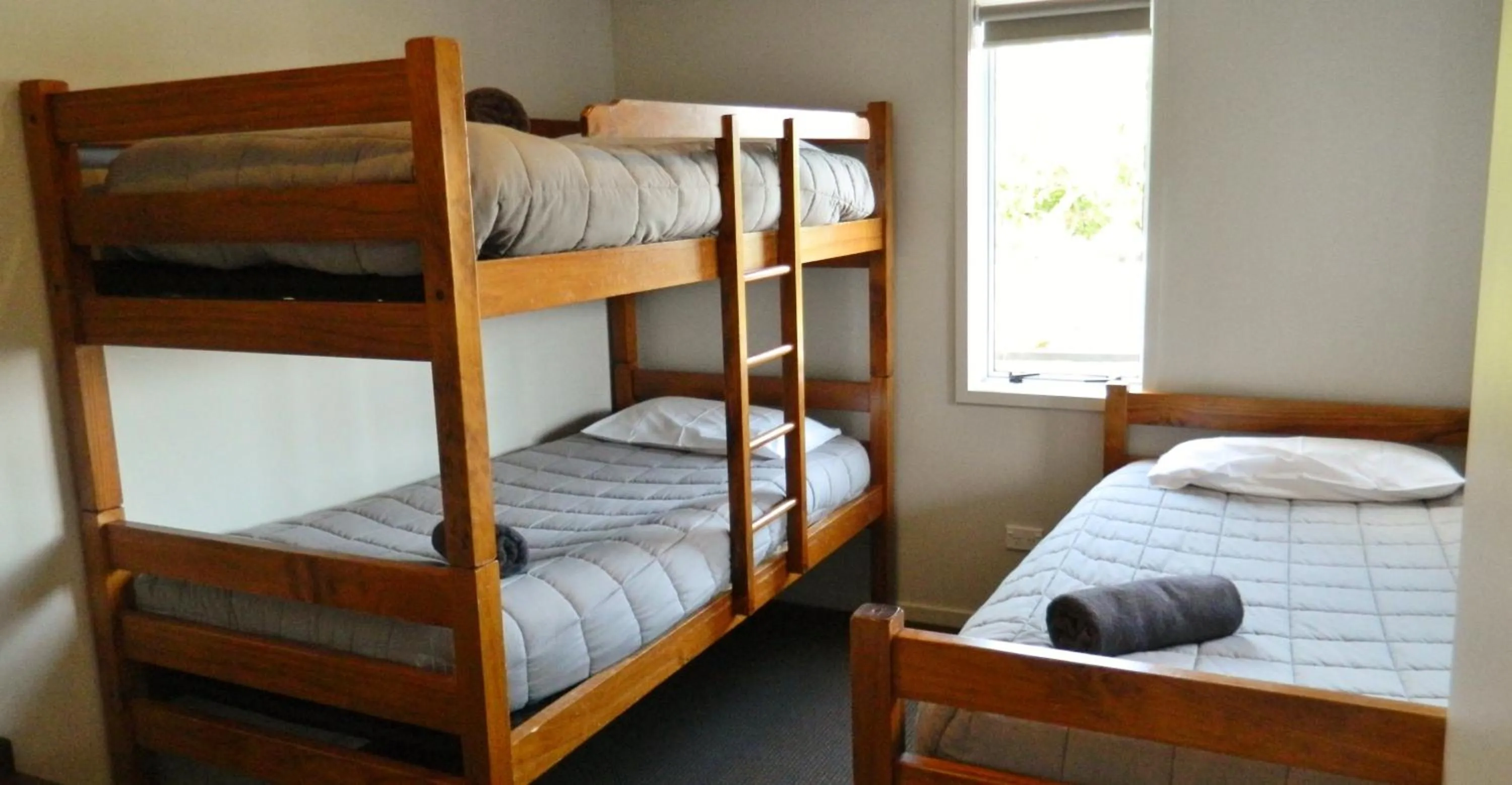 Bed in Taupo Debretts Spa Resort