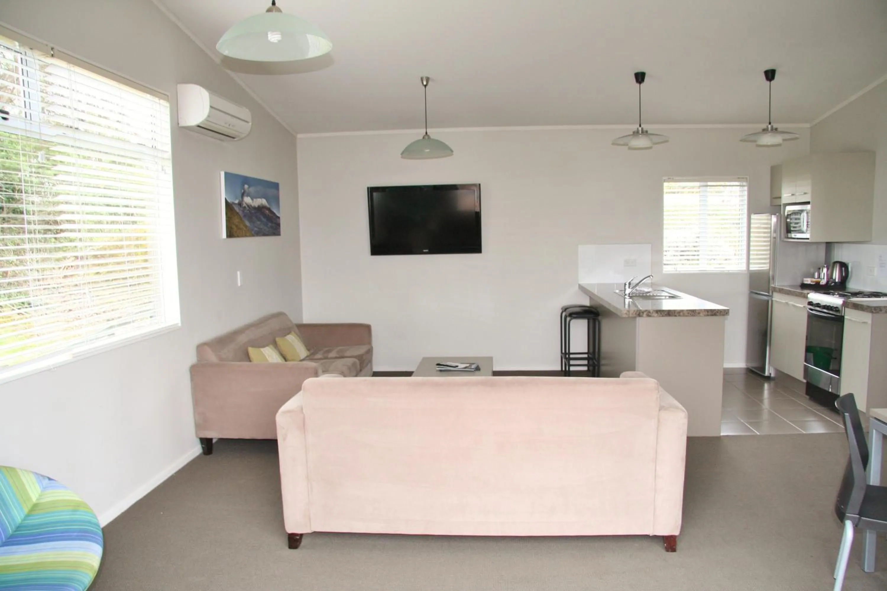 Living room in Taupo Debretts Spa Resort