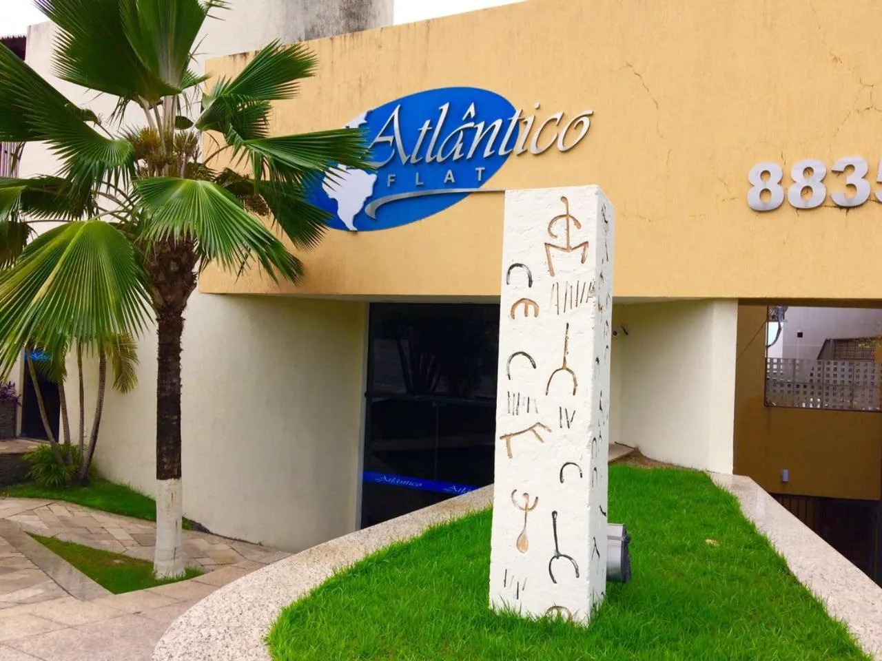 Facade/entrance in Atlântico Flat 104 e 116