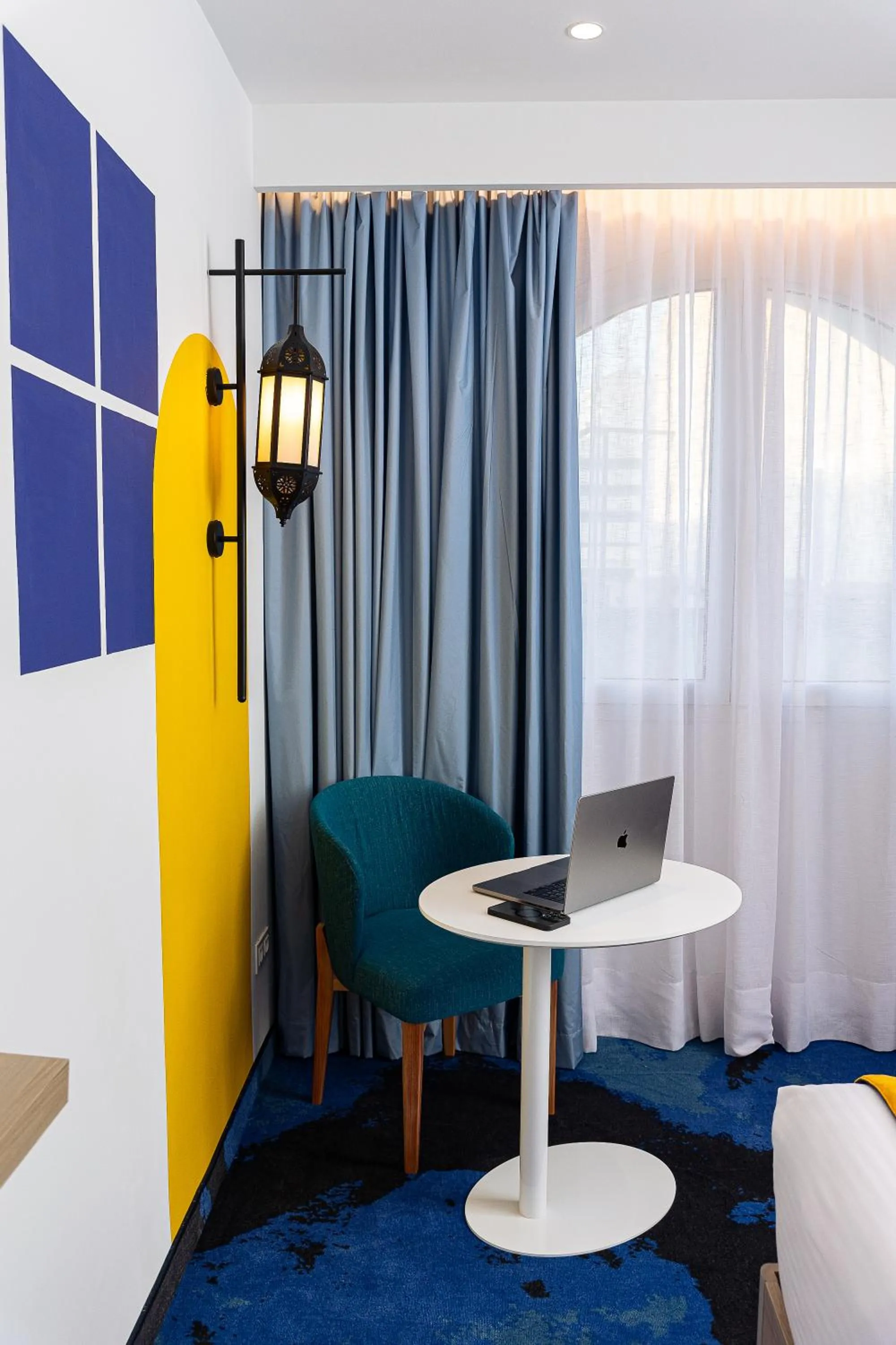 Decorative detail in Hotel Carlton