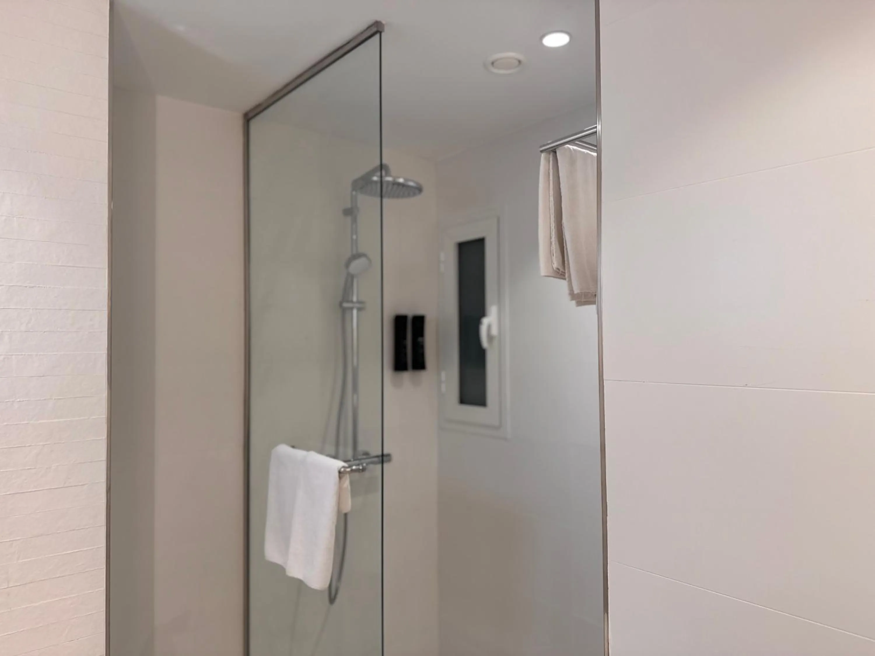 Bathroom in Hotel Carlton