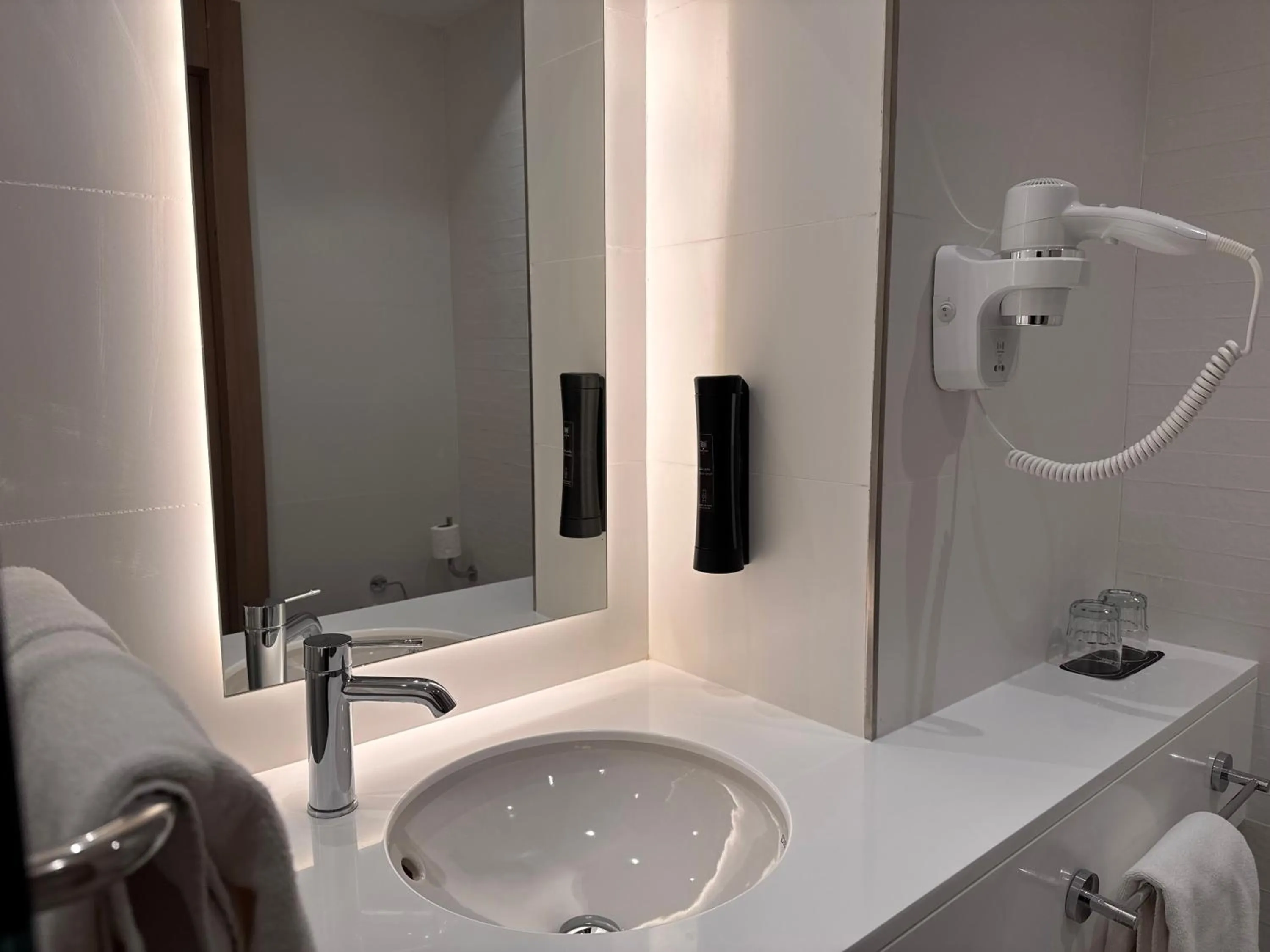 Bathroom in Hotel Carlton