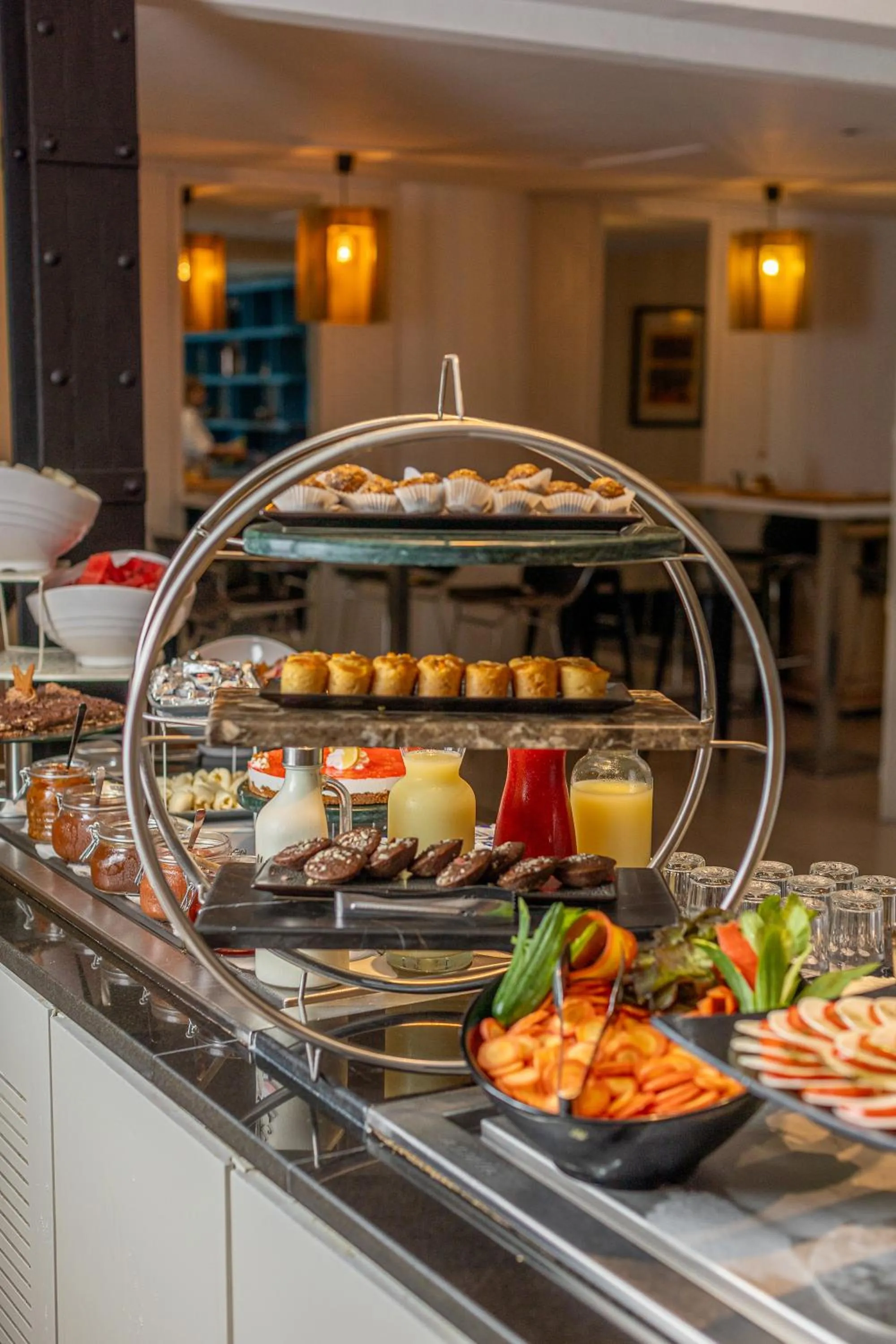 Breakfast in Hotel Carlton