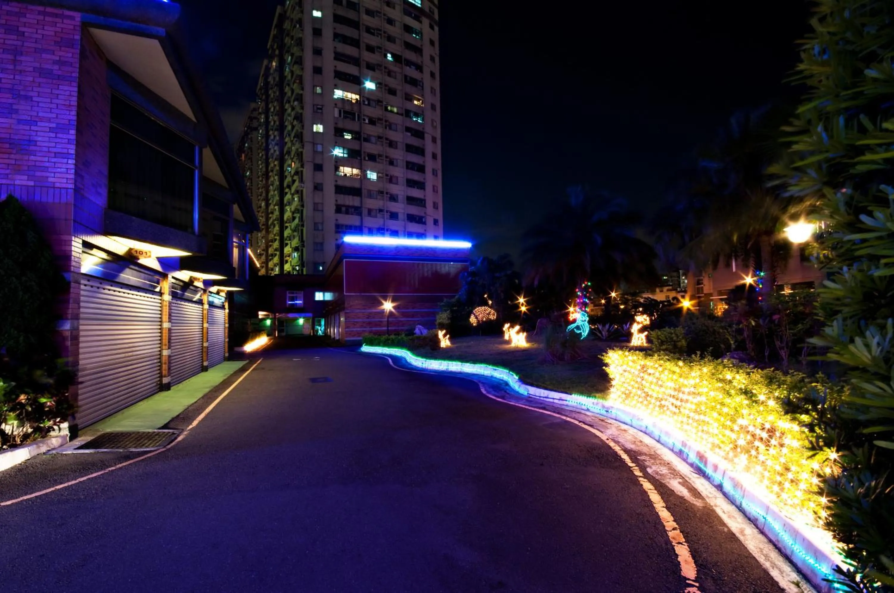 Beverly Commercial Motel